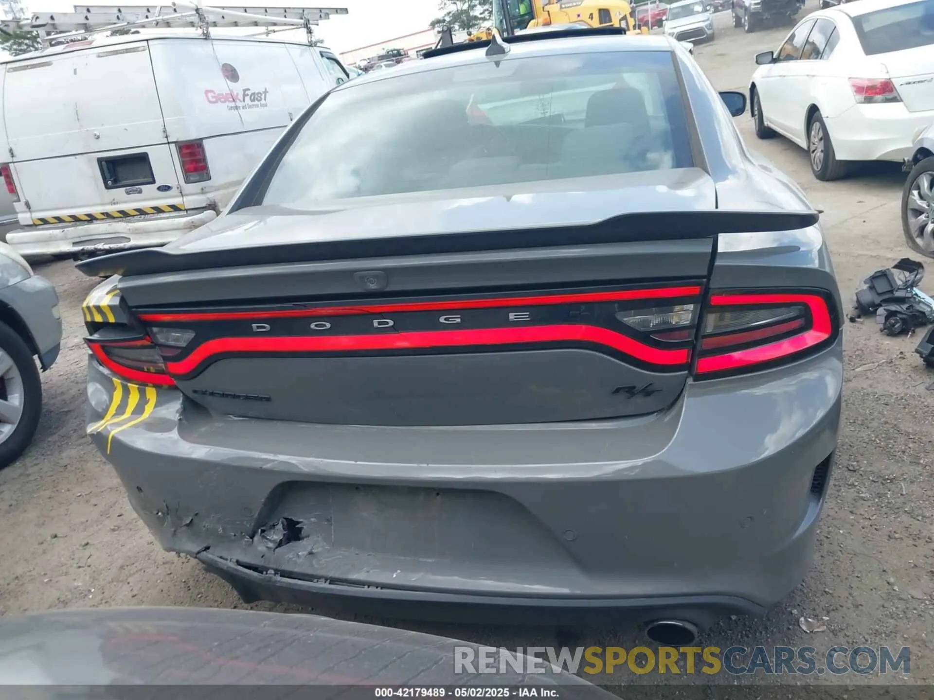 16 Photograph of a damaged car 2C3CDXCT7KH721662 DODGE CHARGER 2019