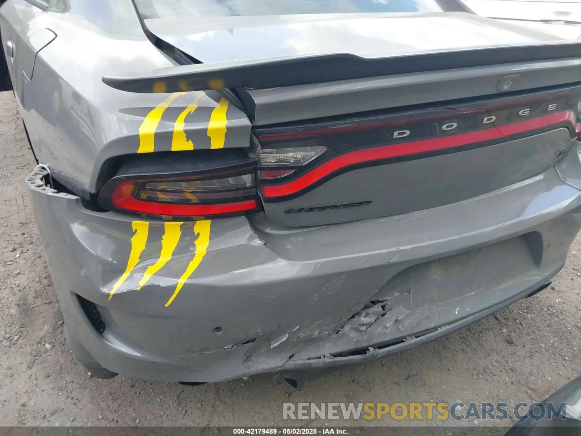 6 Photograph of a damaged car 2C3CDXCT7KH721662 DODGE CHARGER 2019