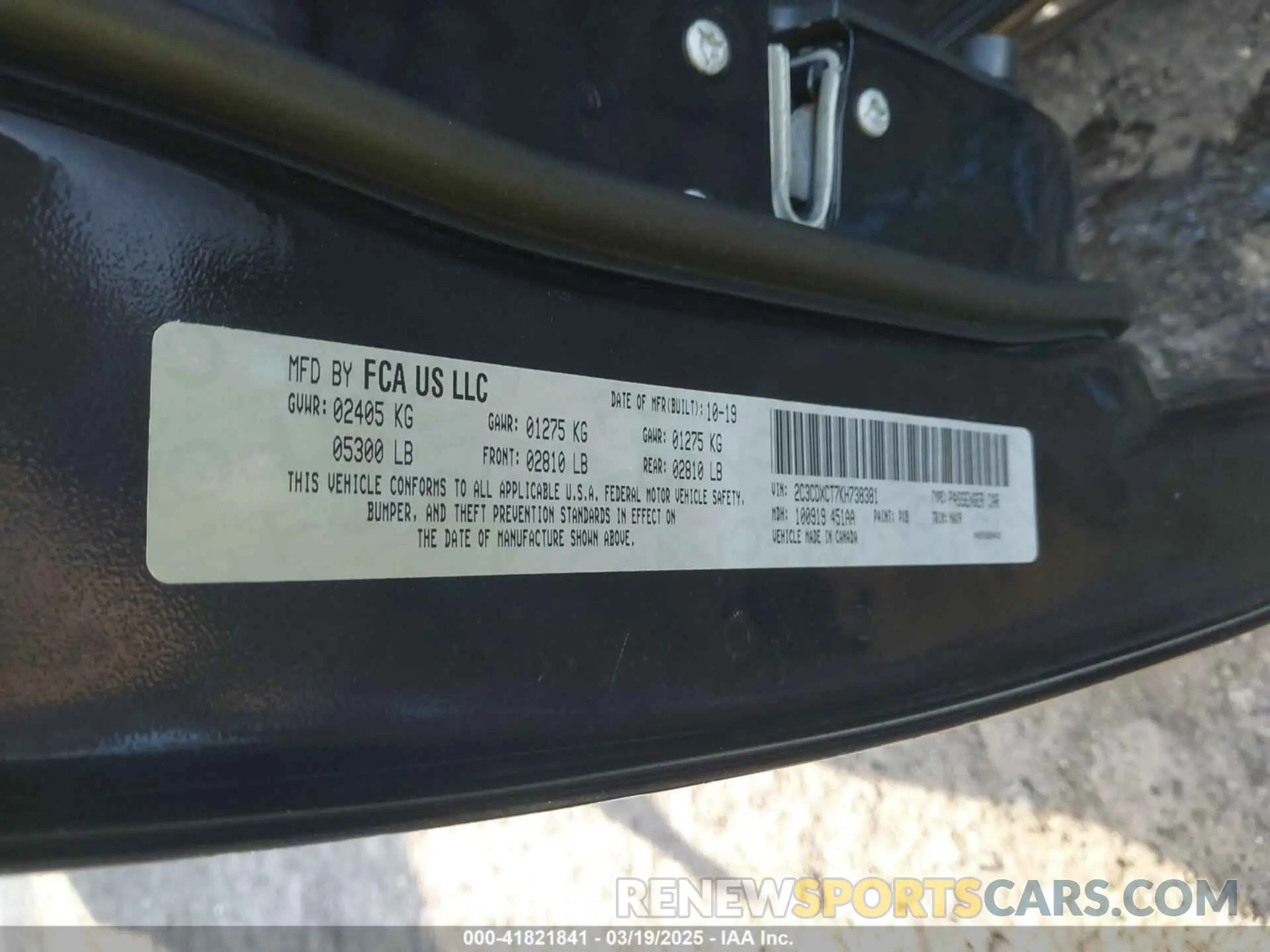 9 Photograph of a damaged car 2C3CDXCT7KH738381 DODGE CHARGER 2019