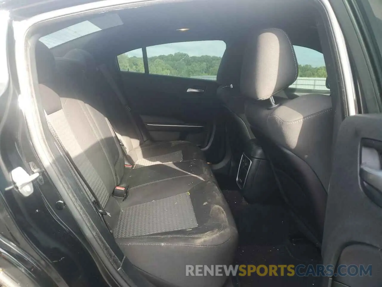 10 Photograph of a damaged car 2C3CDXCT7KH739210 DODGE CHARGER 2019