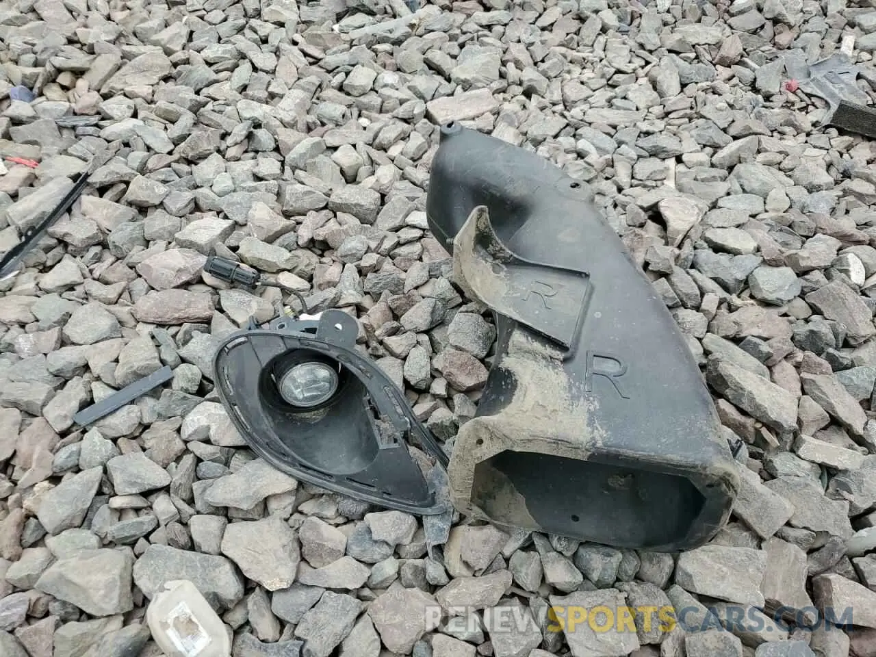 12 Photograph of a damaged car 2C3CDXCT8KH530400 DODGE CHARGER 2019
