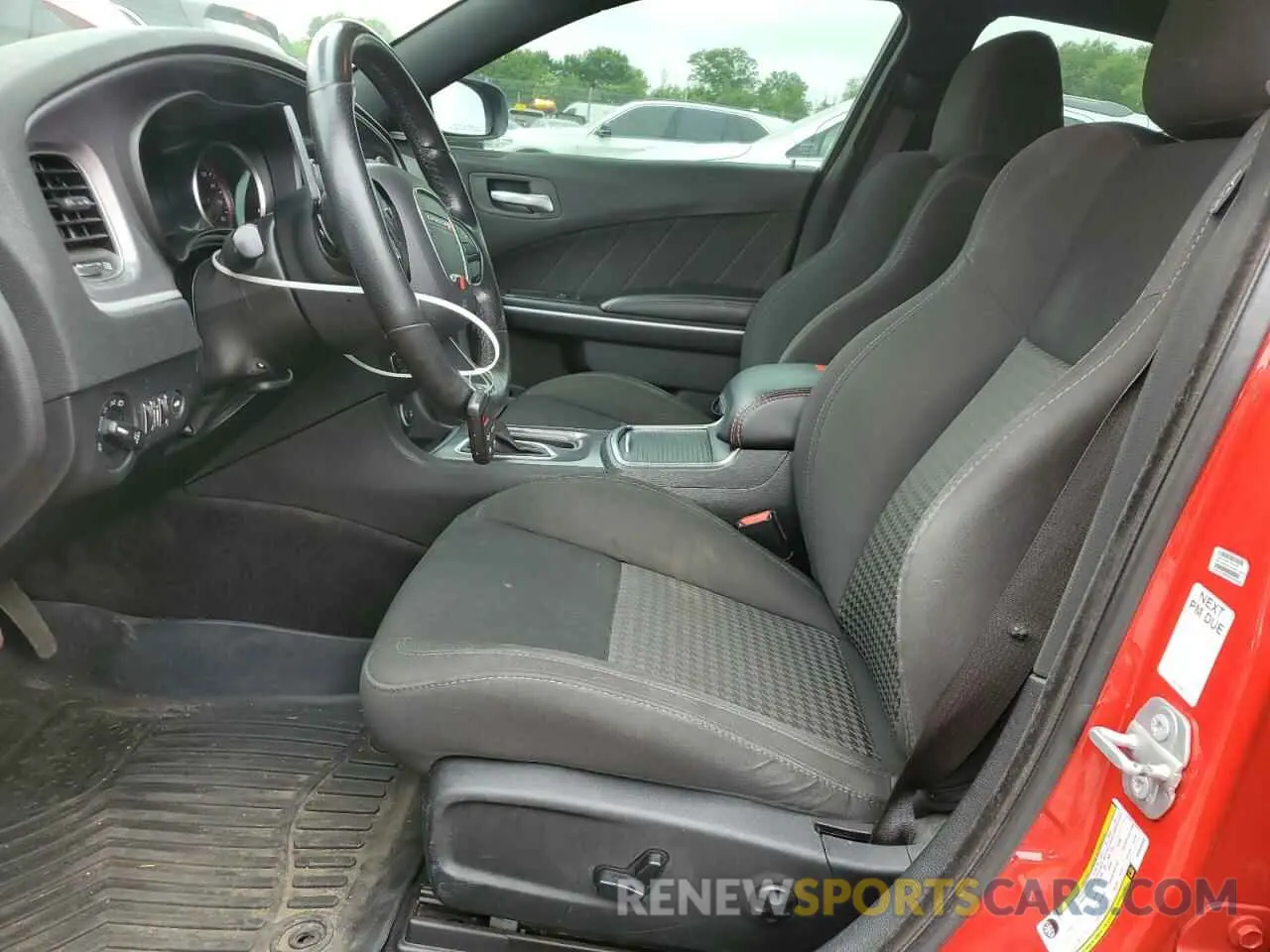 7 Photograph of a damaged car 2C3CDXCT8KH530400 DODGE CHARGER 2019