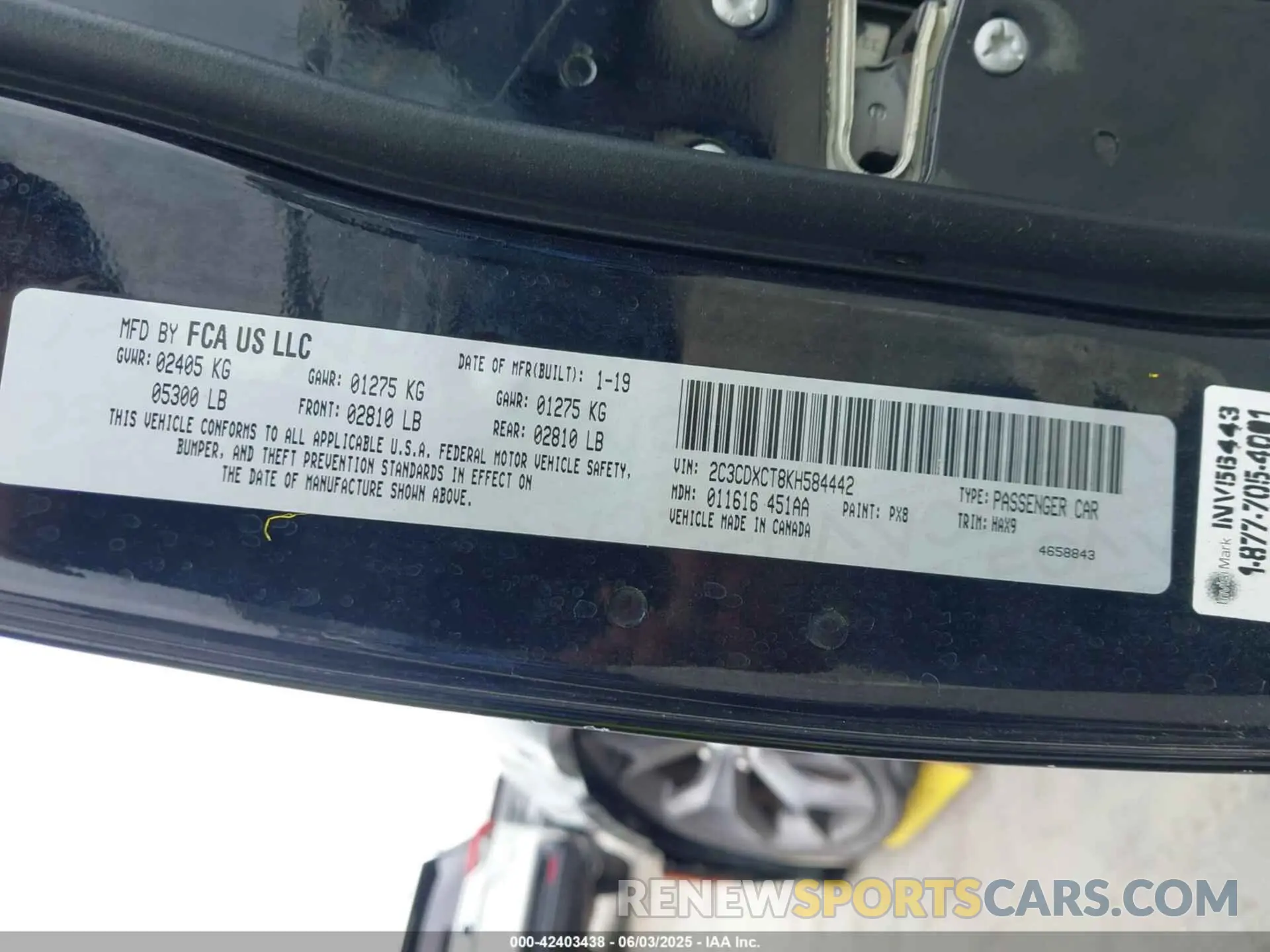 9 Photograph of a damaged car 2C3CDXCT8KH584442 DODGE CHARGER 2019