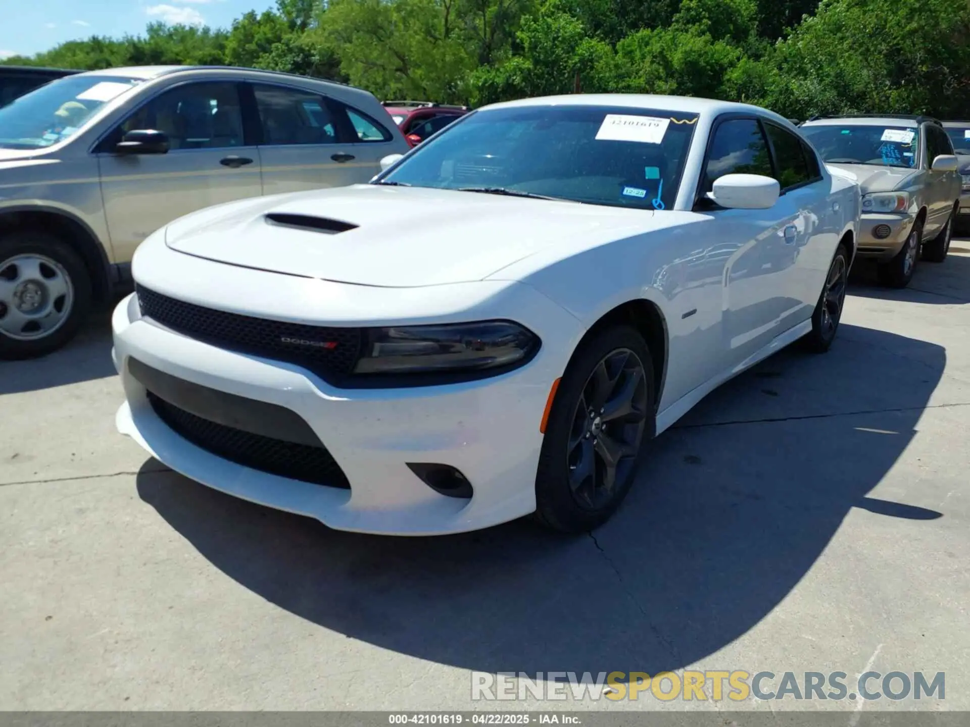 2 Photograph of a damaged car 2C3CDXCT8KH631906 DODGE CHARGER 2019