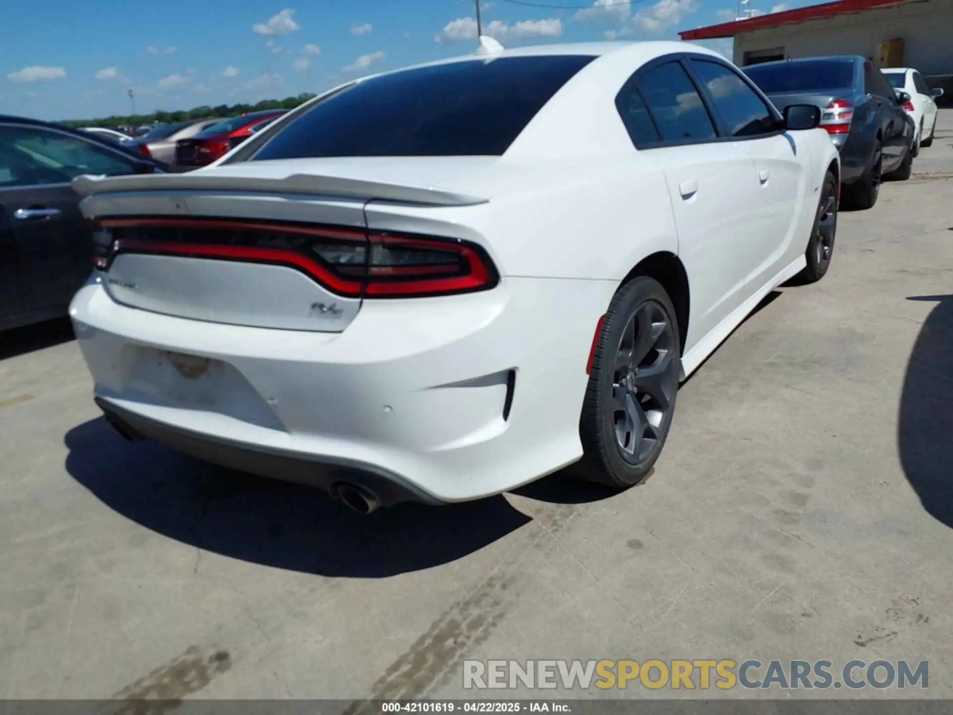 4 Photograph of a damaged car 2C3CDXCT8KH631906 DODGE CHARGER 2019