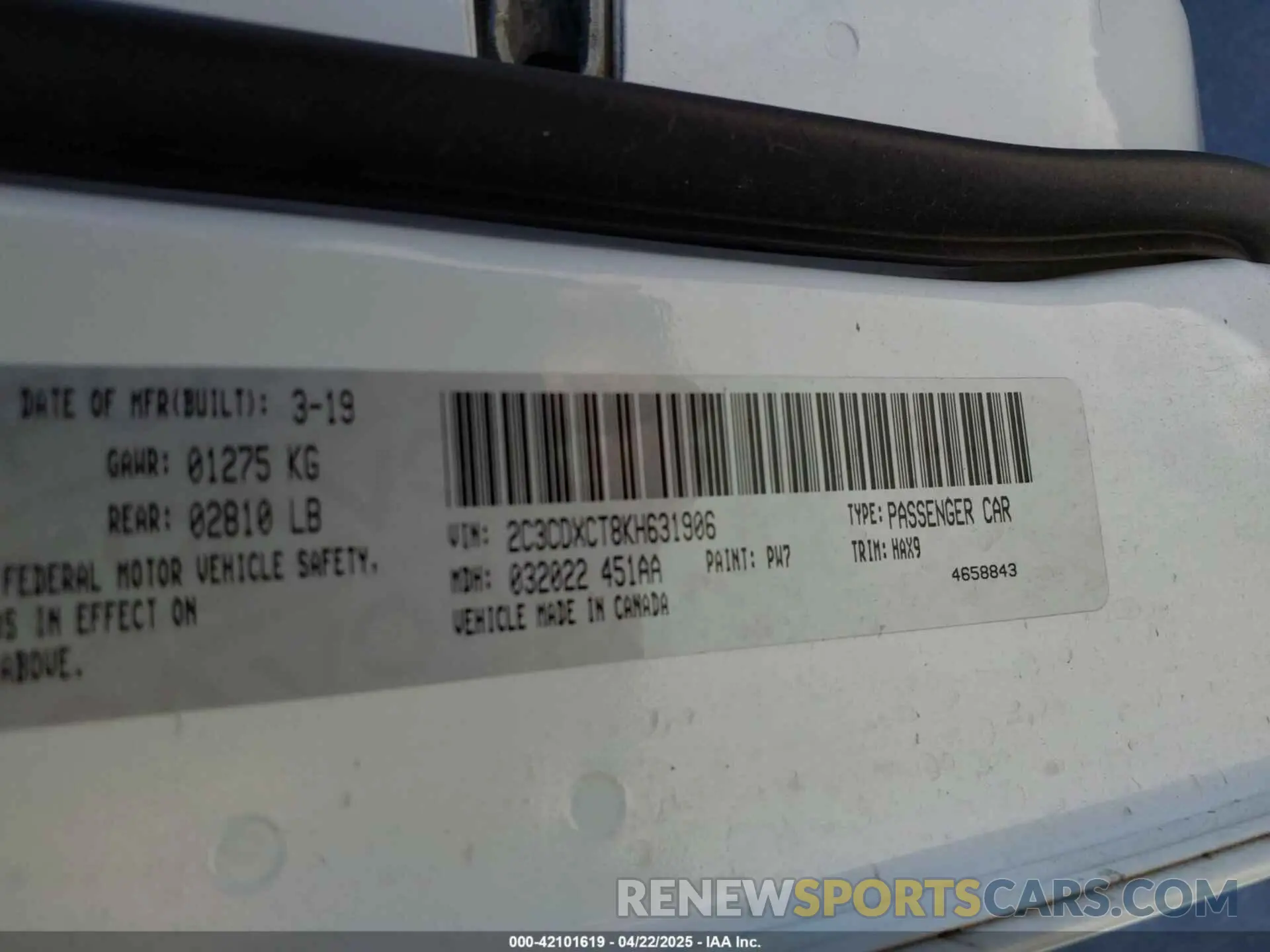 9 Photograph of a damaged car 2C3CDXCT8KH631906 DODGE CHARGER 2019