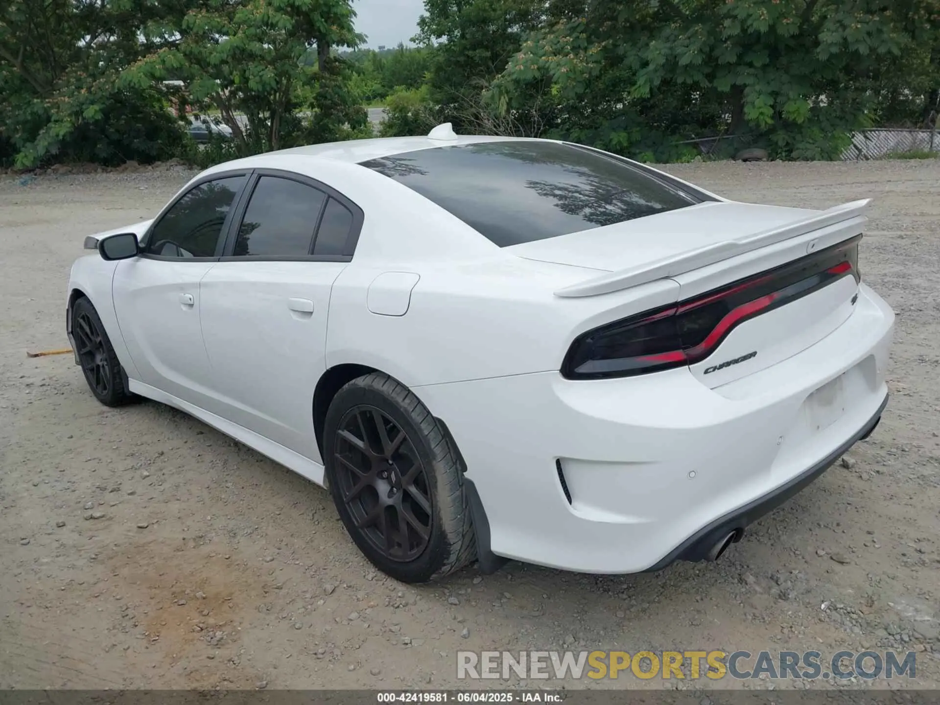 3 Photograph of a damaged car 2C3CDXCT9KH572932 DODGE CHARGER 2019