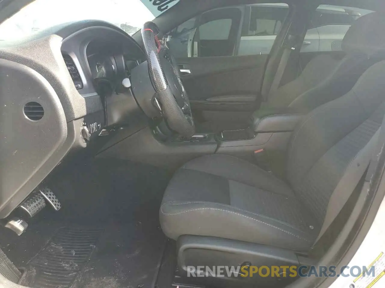 7 Photograph of a damaged car 2C3CDXCT9KH607338 DODGE CHARGER 2019