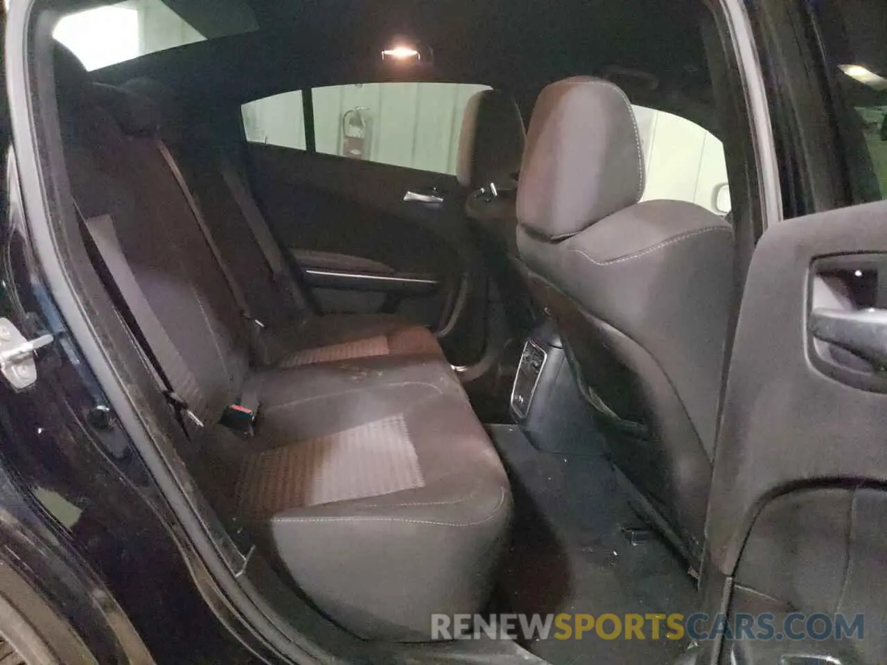 10 Photograph of a damaged car 2C3CDXCT9KH738334 DODGE CHARGER 2019