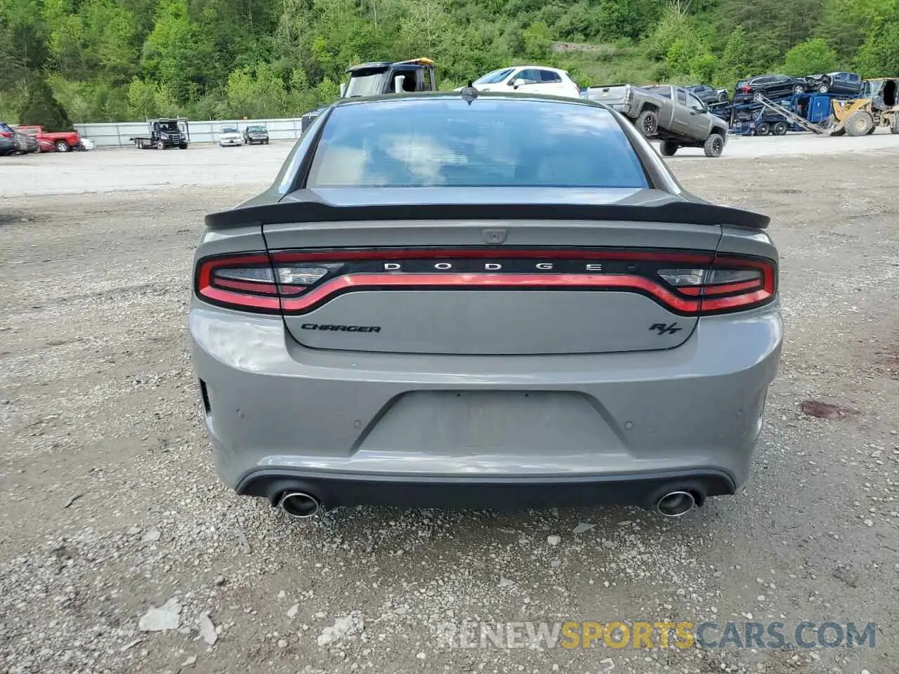 6 Photograph of a damaged car 2C3CDXCTXKH519303 DODGE CHARGER 2019