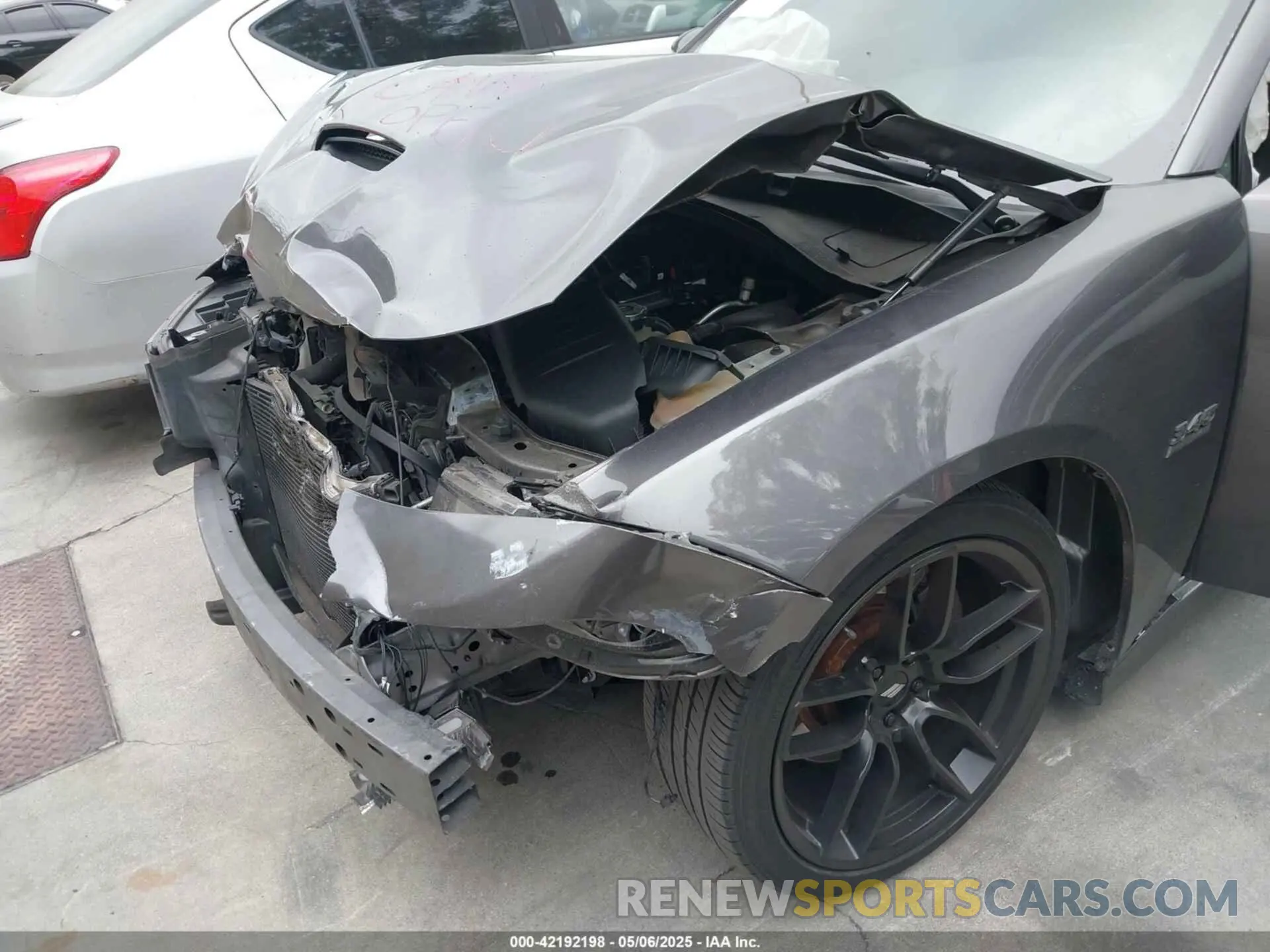 6 Photograph of a damaged car 2C3CDXCTXKH542225 DODGE CHARGER 2019