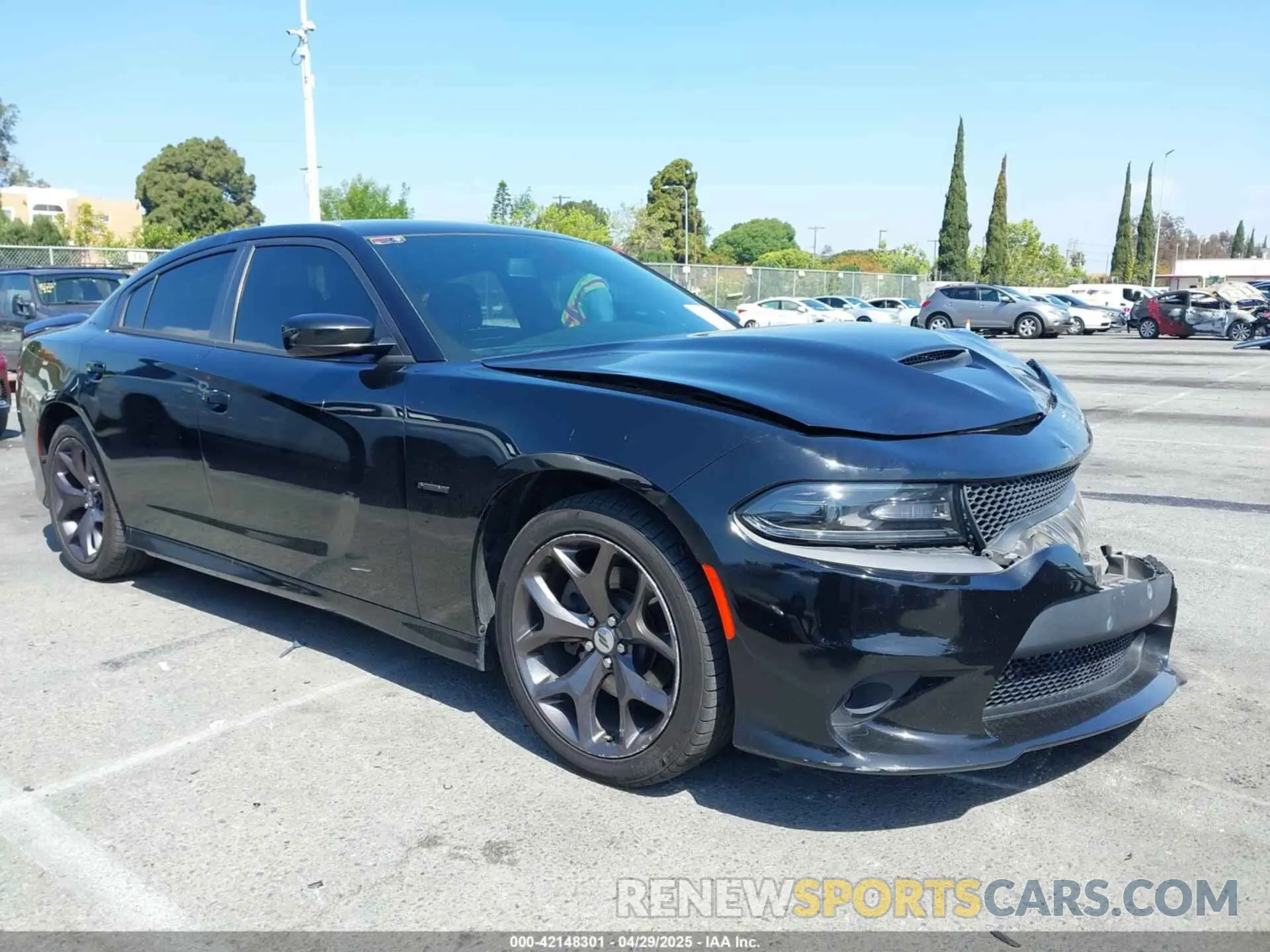1 Photograph of a damaged car 2C3CDXCTXKH598035 DODGE CHARGER 2019
