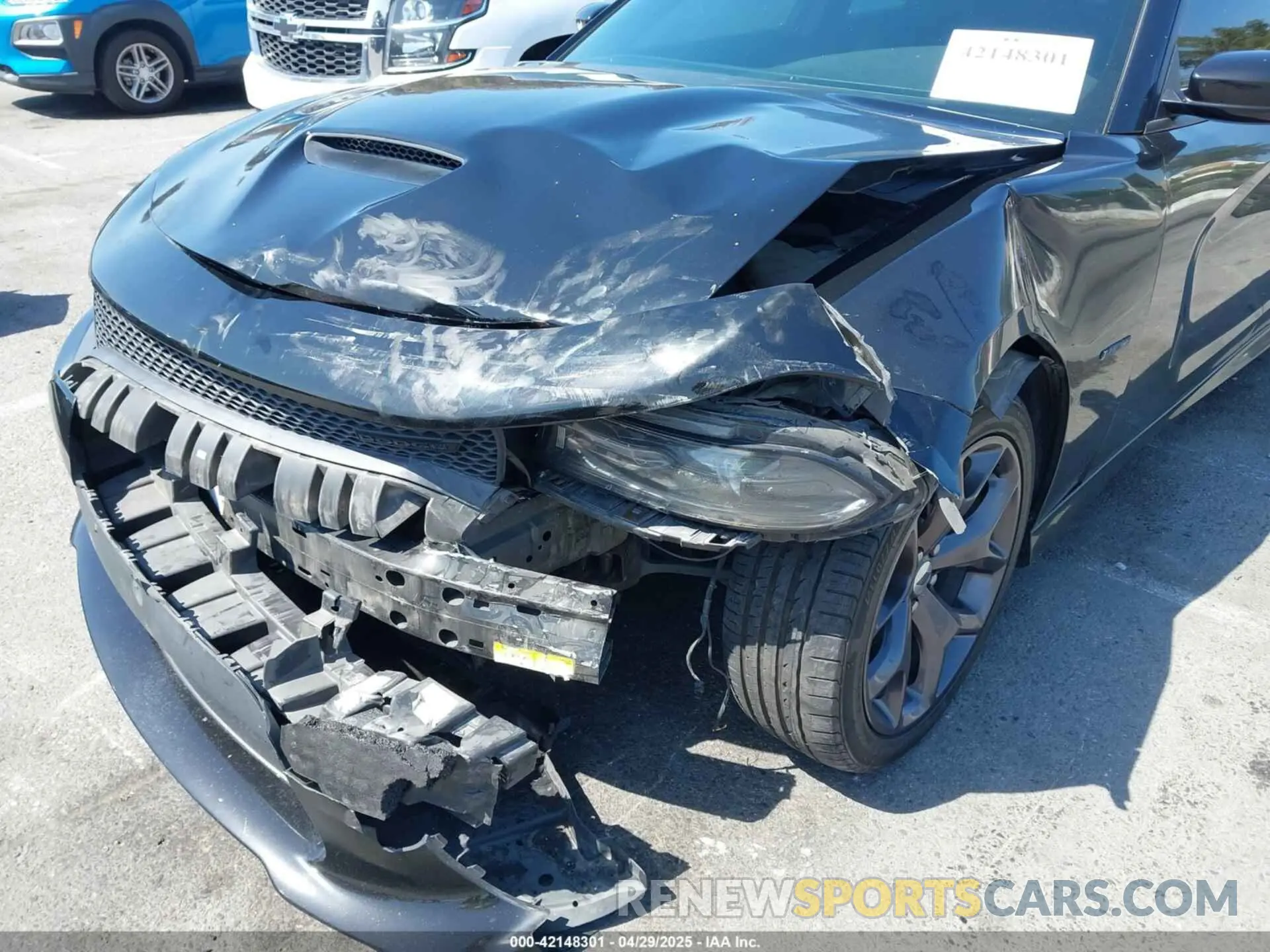 6 Photograph of a damaged car 2C3CDXCTXKH598035 DODGE CHARGER 2019