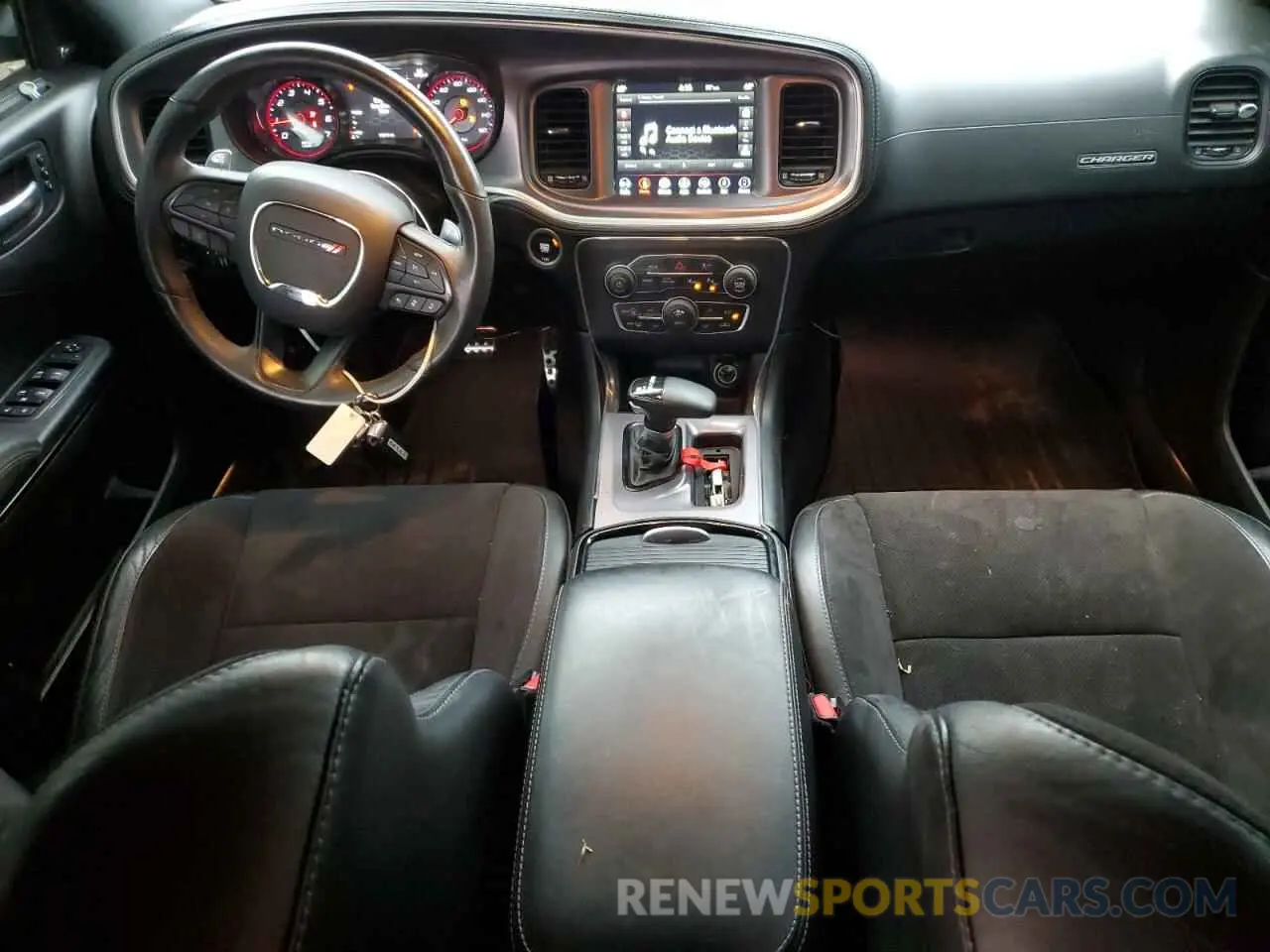 8 Photograph of a damaged car 2C3CDXCTXKH604402 DODGE CHARGER 2019
