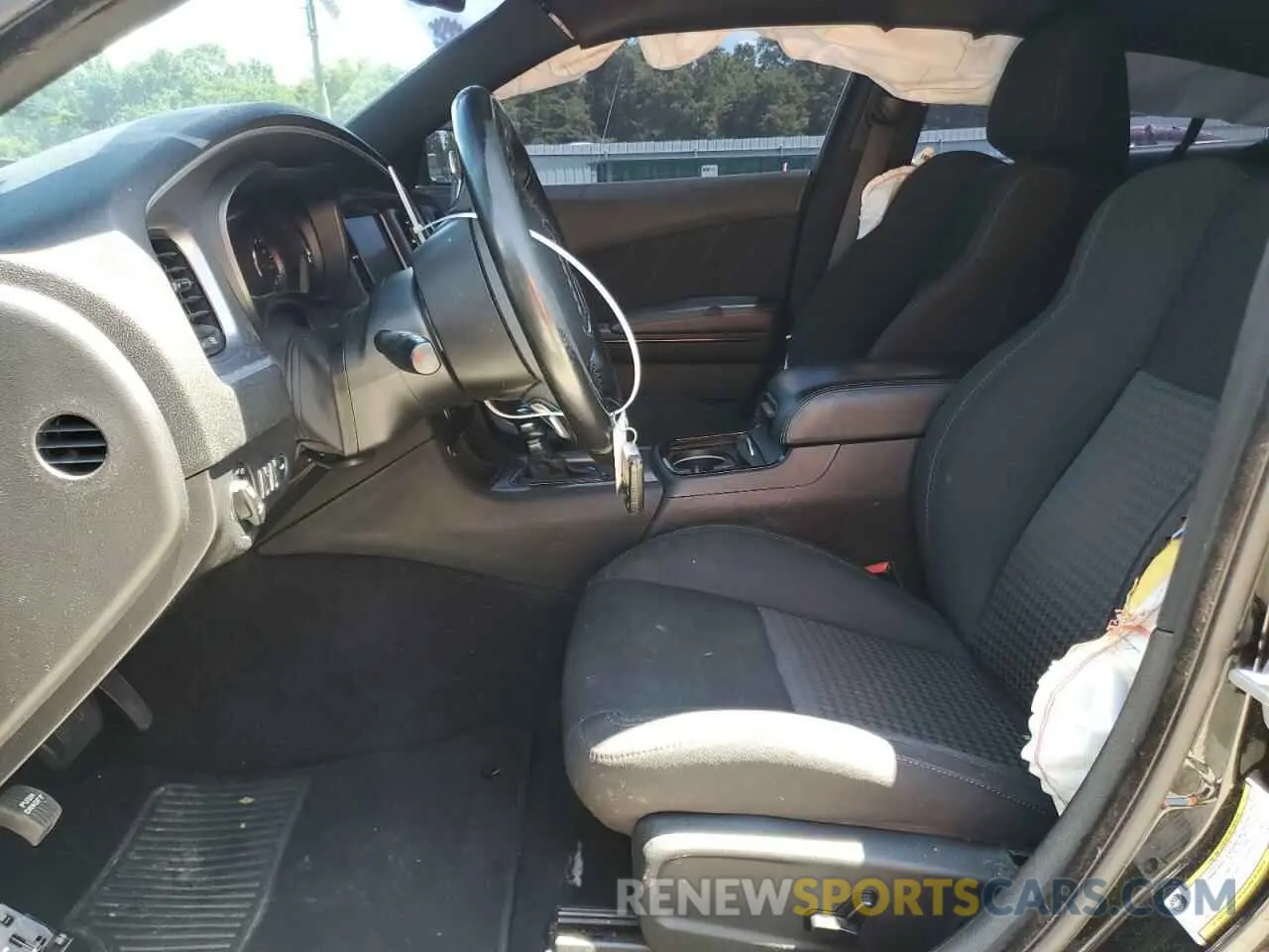 7 Photograph of a damaged car 2C3CDXCTXKH636699 DODGE CHARGER 2019