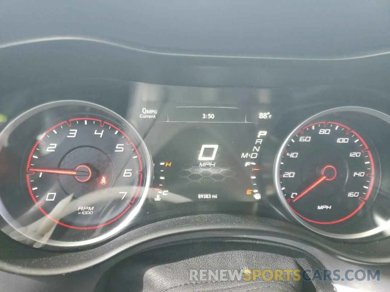 9 Photograph of a damaged car 2C3CDXCTXKH749147 DODGE CHARGER 2019
