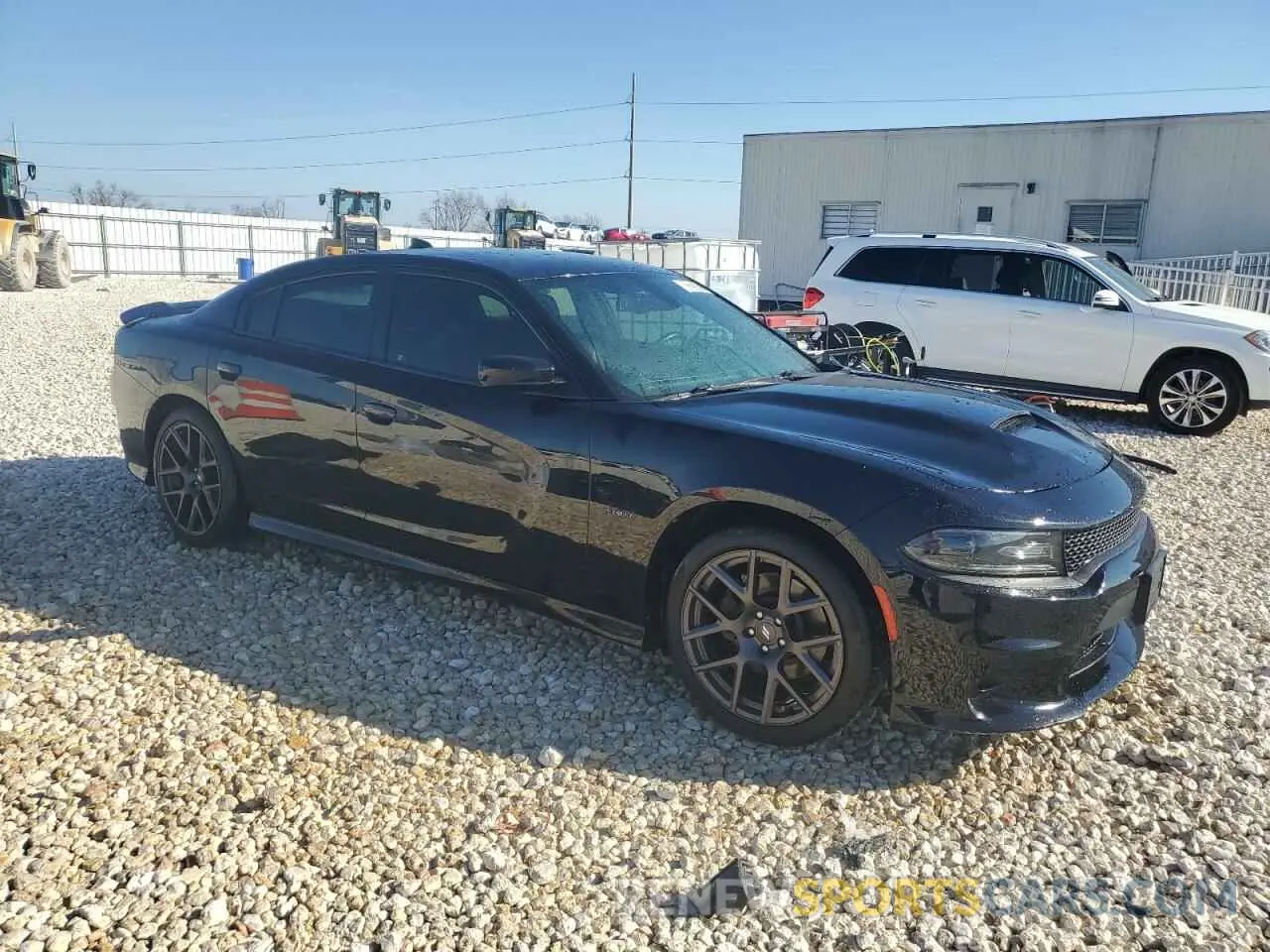 4 Photograph of a damaged car 2C3CDXCTXKH749228 DODGE CHARGER 2019