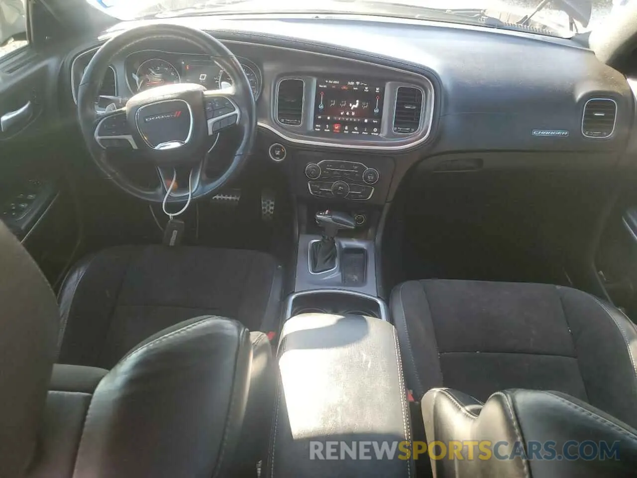 8 Photograph of a damaged car 2C3CDXCTXKH749228 DODGE CHARGER 2019