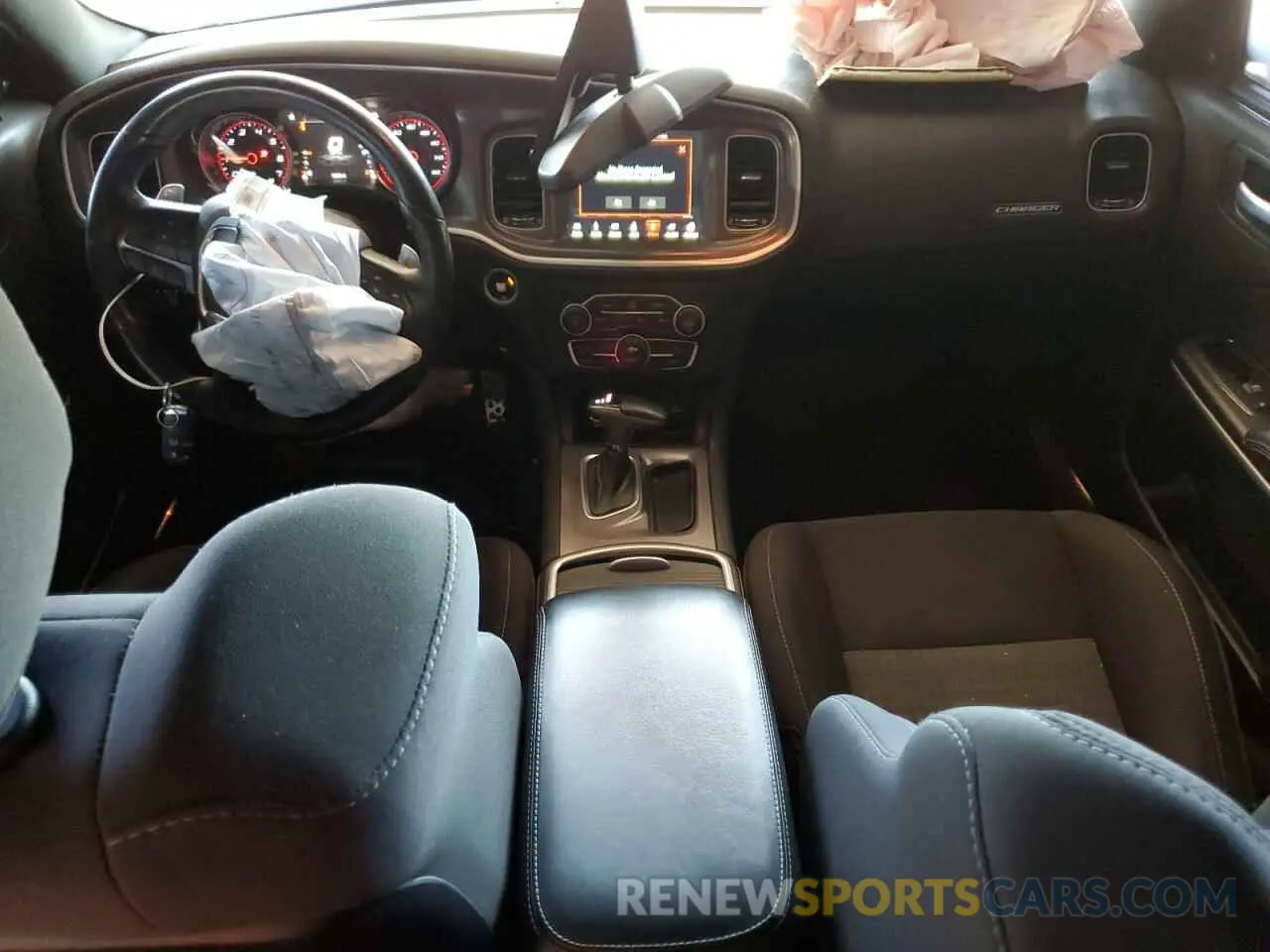 8 Photograph of a damaged car 2C3CDXCTXKH749293 DODGE CHARGER 2019