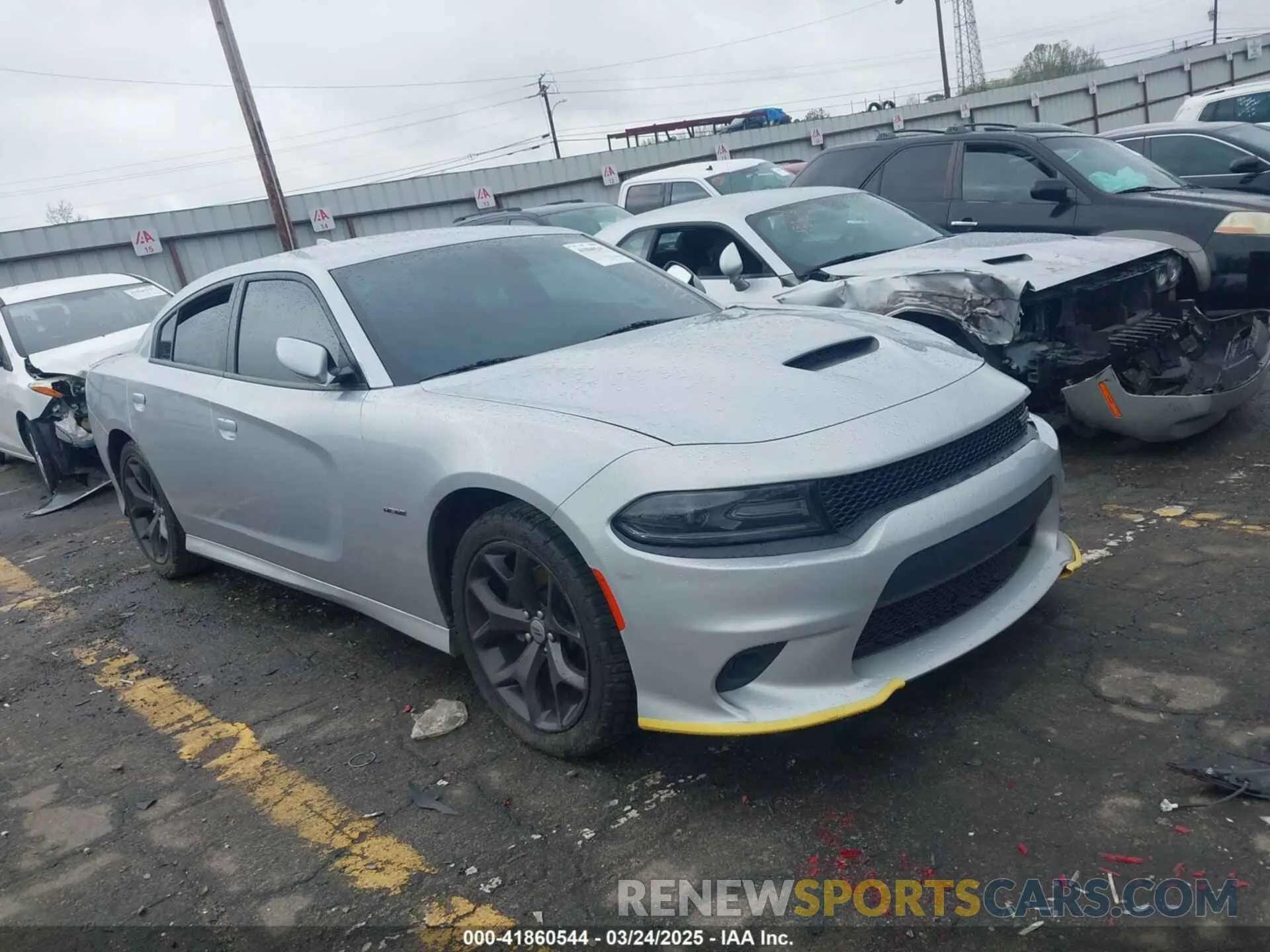 1 Photograph of a damaged car 2C3CDXCTXKH757197 DODGE CHARGER 2019