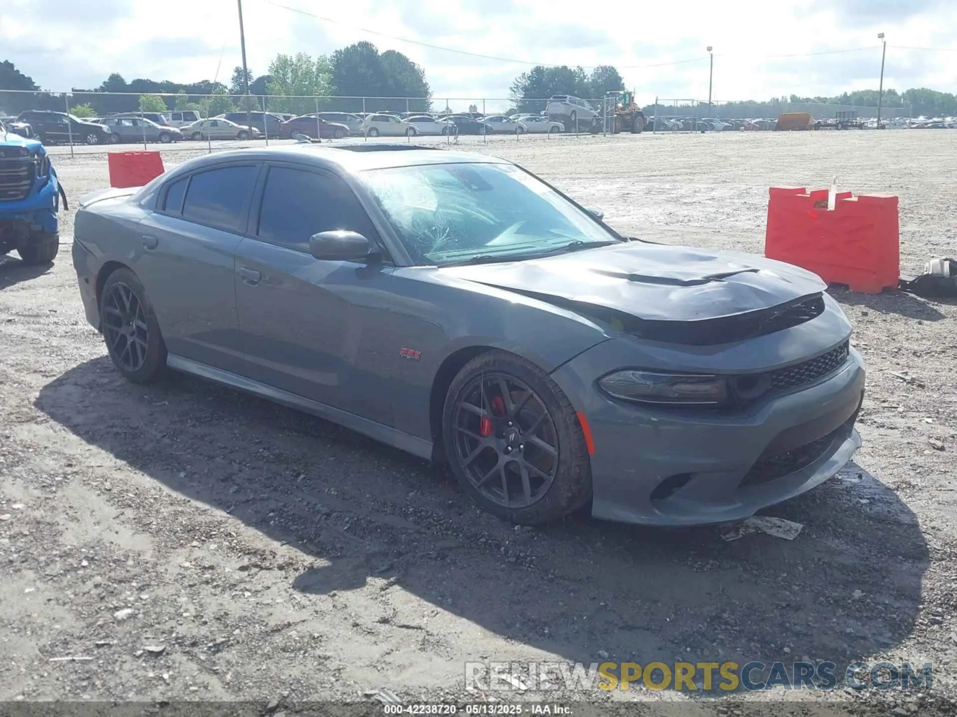 1 Photograph of a damaged car 2C3CDXGJ0KH611559 DODGE CHARGER 2019
