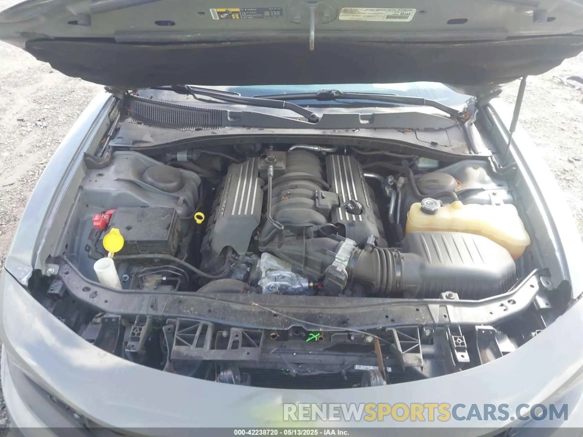 10 Photograph of a damaged car 2C3CDXGJ0KH611559 DODGE CHARGER 2019
