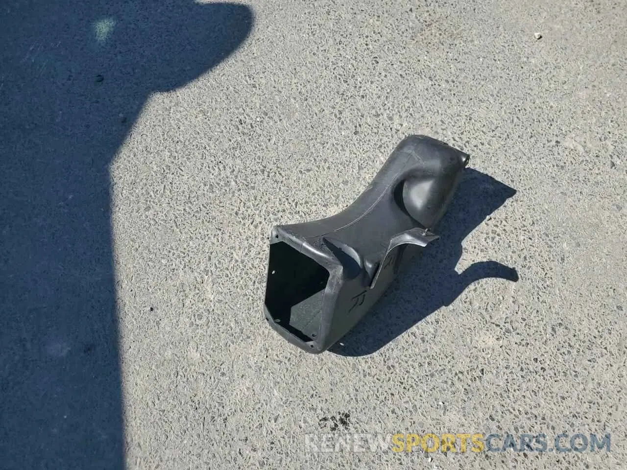 14 Photograph of a damaged car 2C3CDXGJ0KH614767 DODGE CHARGER 2019