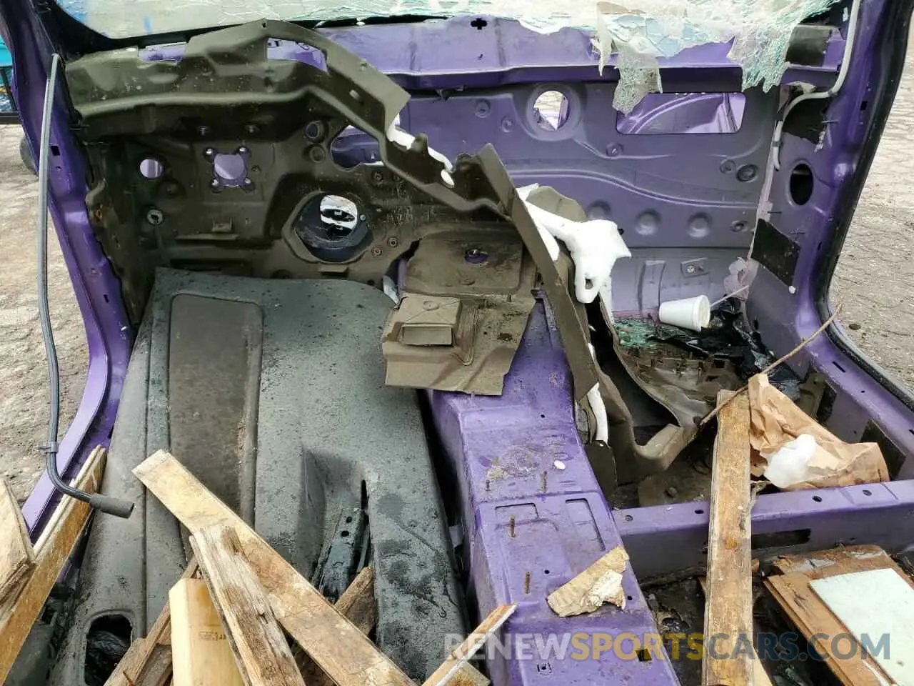 8 Photograph of a damaged car 2C3CDXGJ1KH518825 DODGE CHARGER 2019