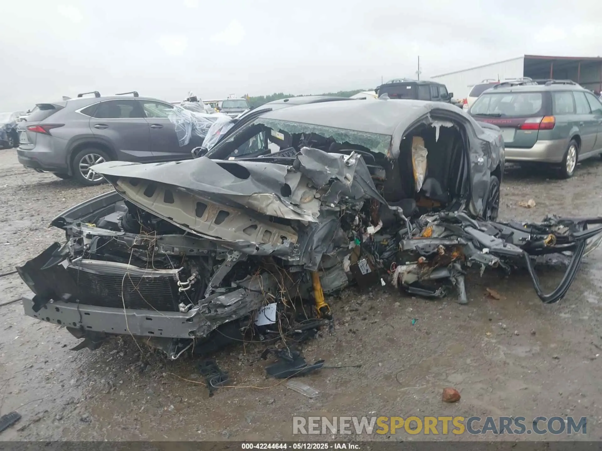 6 Photograph of a damaged car 2C3CDXGJ1KH662729 DODGE CHARGER 2019