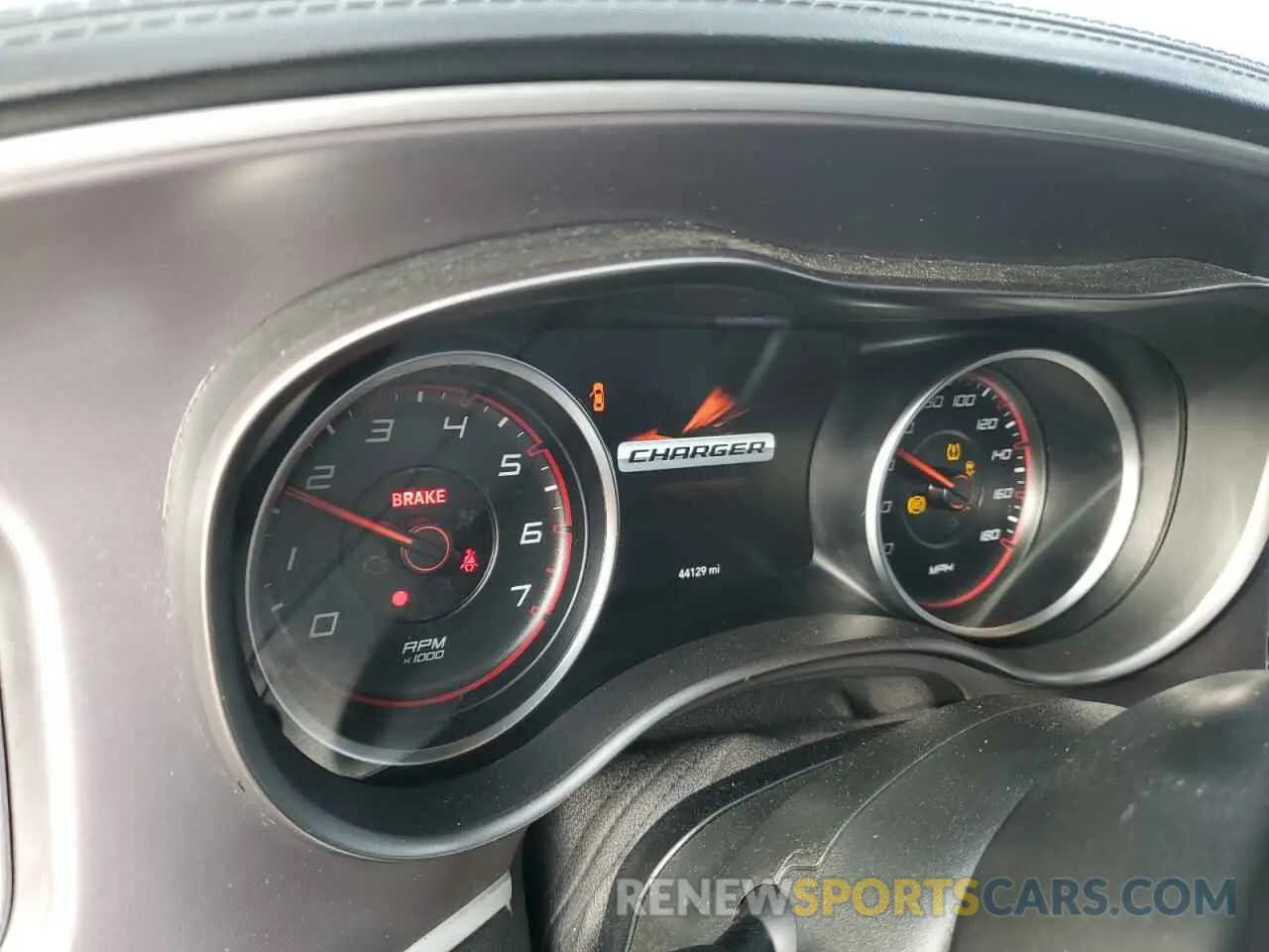 9 Photograph of a damaged car 2C3CDXGJ1KH665114 DODGE CHARGER 2019