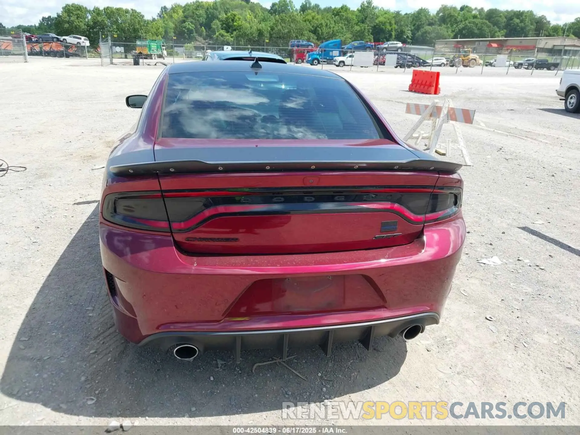 16 Photograph of a damaged car 2C3CDXGJ3KH520334 DODGE CHARGER 2019