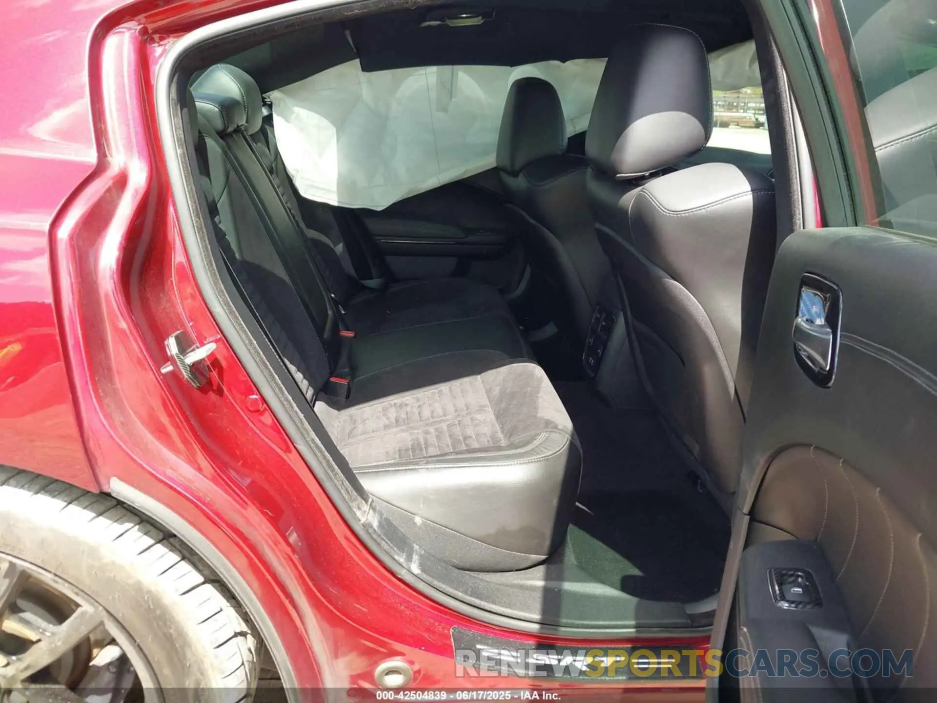 8 Photograph of a damaged car 2C3CDXGJ3KH520334 DODGE CHARGER 2019