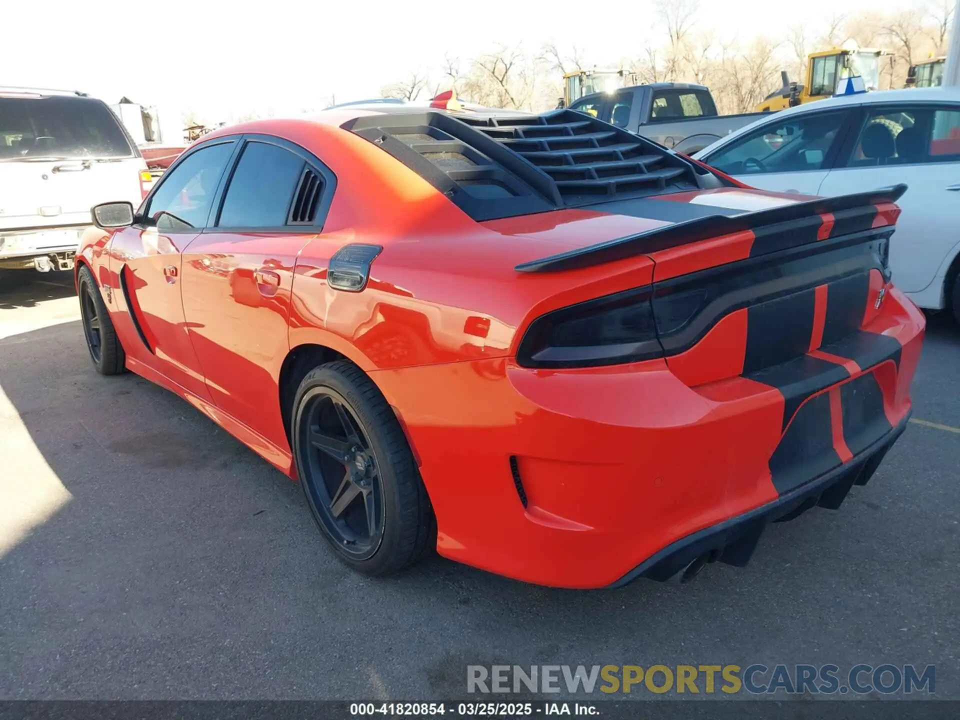 3 Photograph of a damaged car 2C3CDXGJ3KH530569 DODGE CHARGER 2019