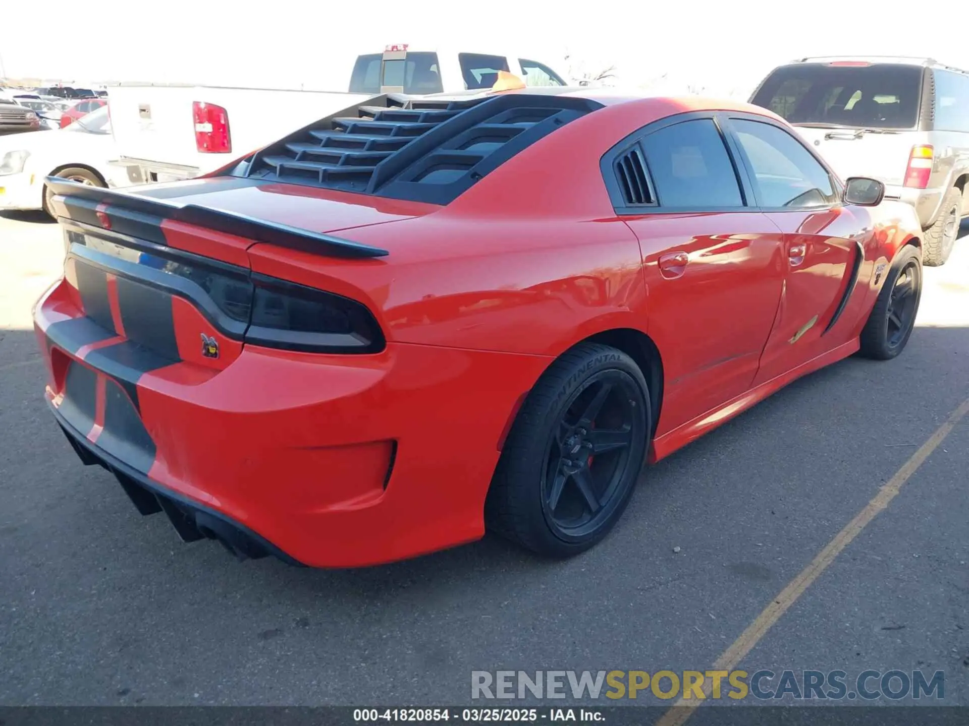 4 Photograph of a damaged car 2C3CDXGJ3KH530569 DODGE CHARGER 2019