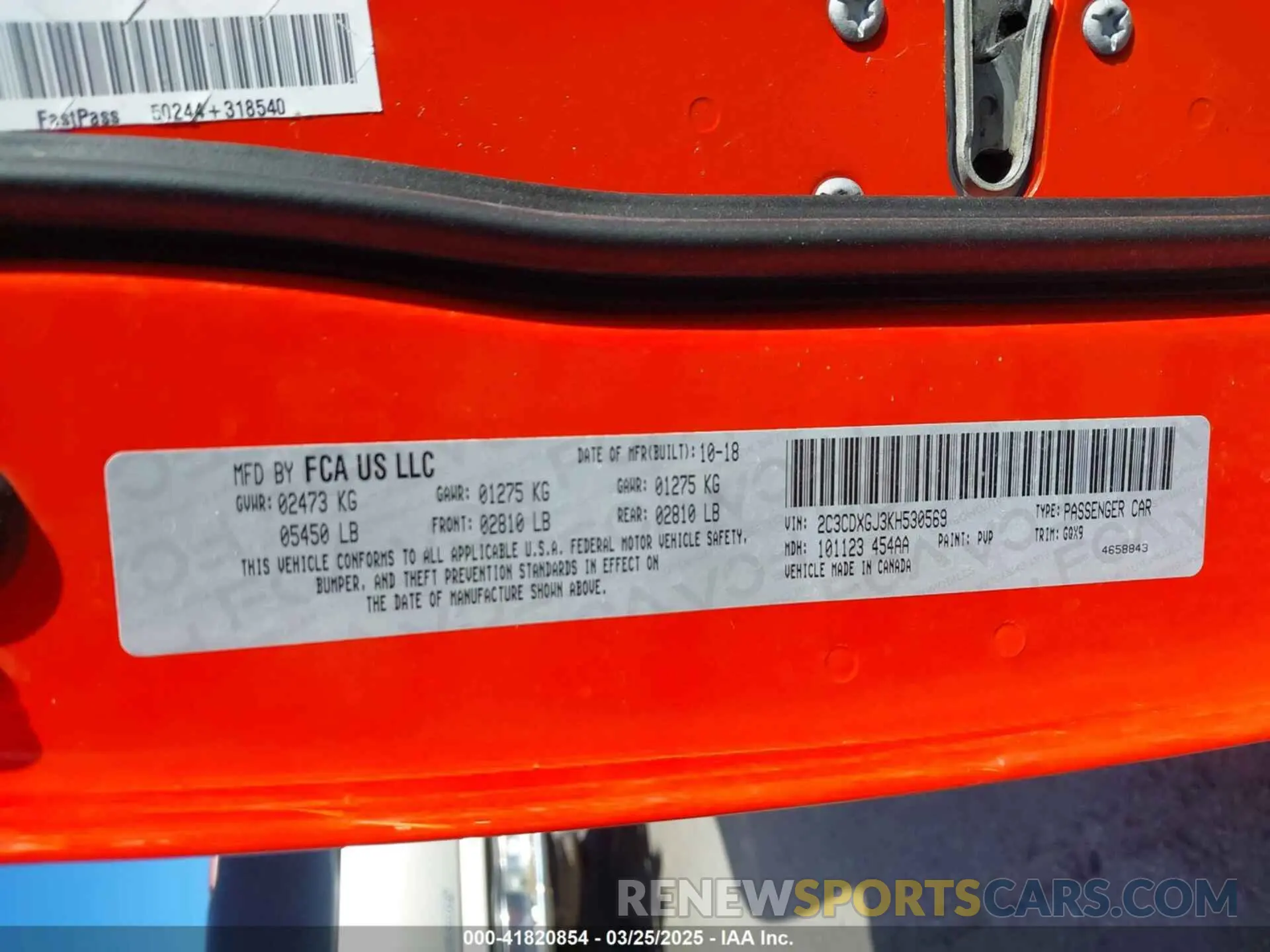 9 Photograph of a damaged car 2C3CDXGJ3KH530569 DODGE CHARGER 2019