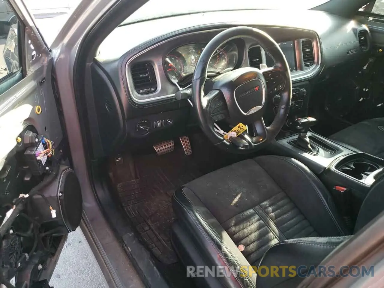 8 Photograph of a damaged car 2C3CDXGJ3KH568402 DODGE CHARGER 2019