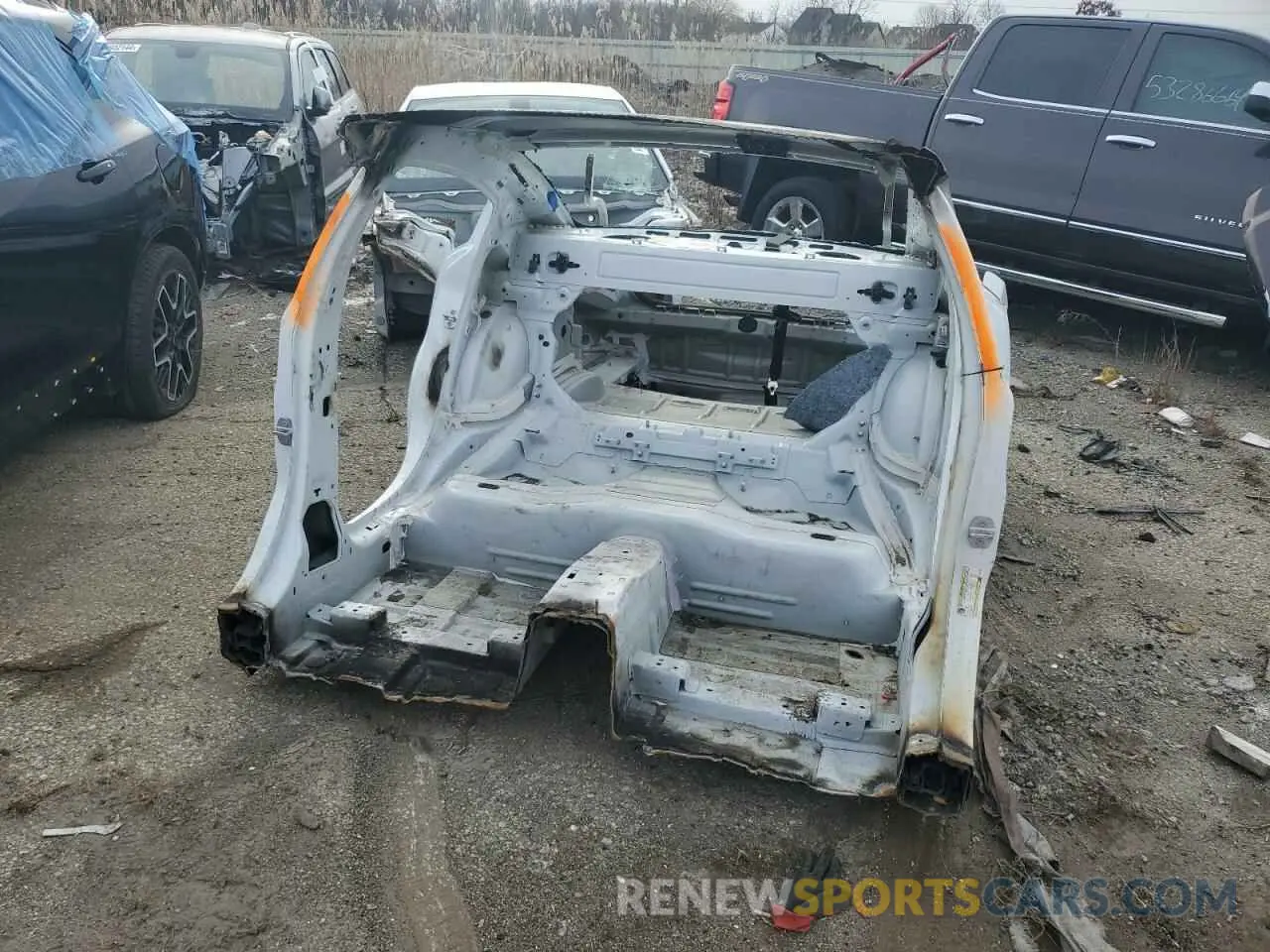 5 Photograph of a damaged car 2C3CDXGJ3KH576645 DODGE CHARGER 2019