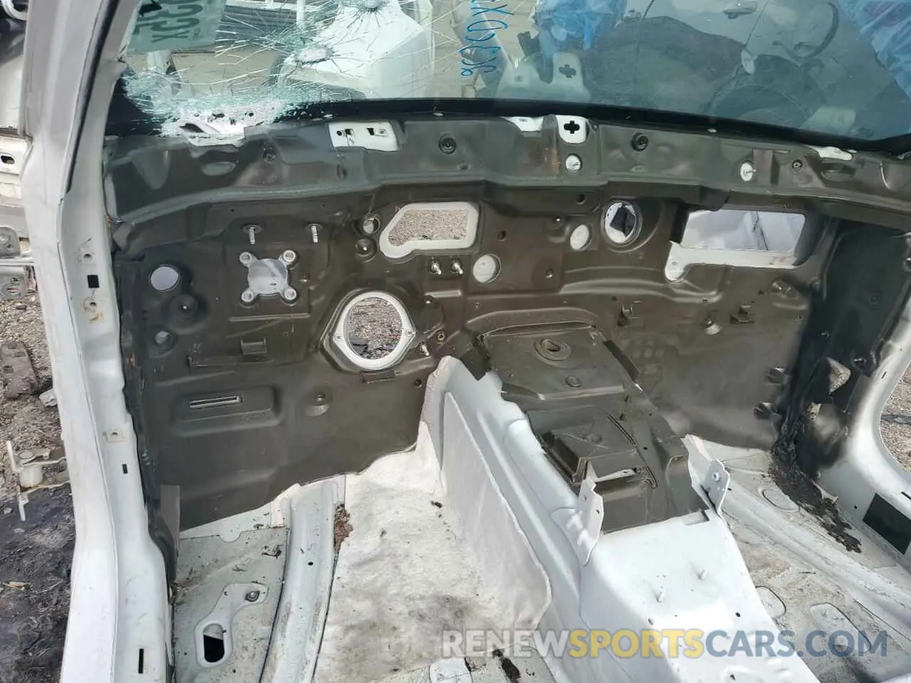 9 Photograph of a damaged car 2C3CDXGJ3KH576645 DODGE CHARGER 2019