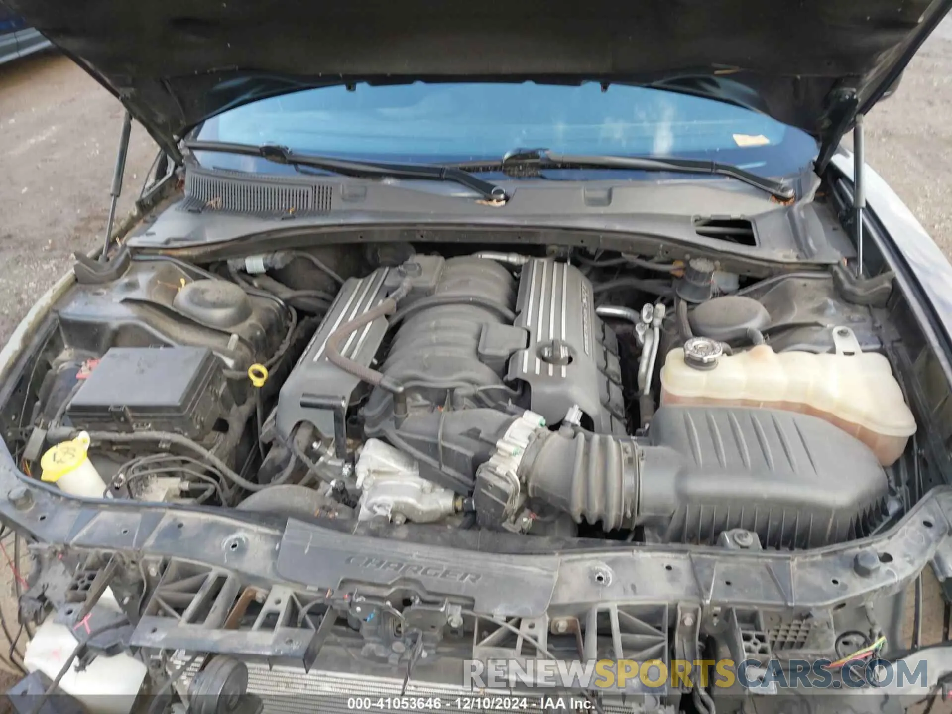 10 Photograph of a damaged car 2C3CDXGJ3KH665101 DODGE CHARGER 2019