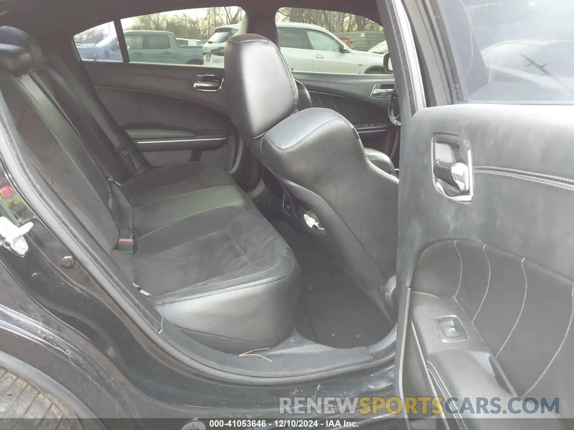 8 Photograph of a damaged car 2C3CDXGJ3KH665101 DODGE CHARGER 2019