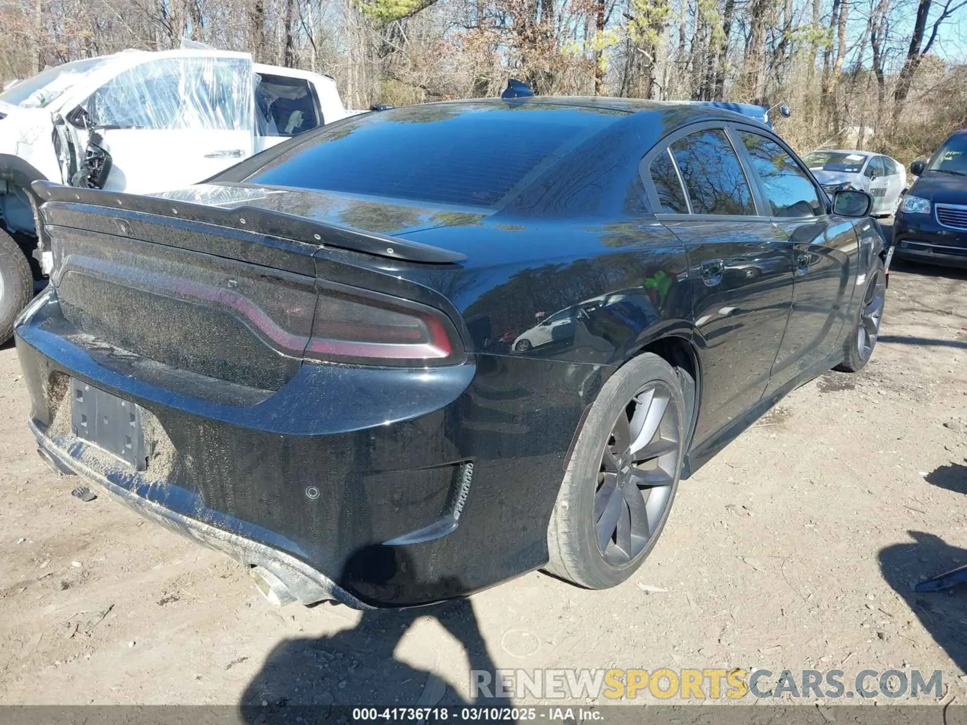 4 Photograph of a damaged car 2C3CDXGJ3KH740055 DODGE CHARGER 2019