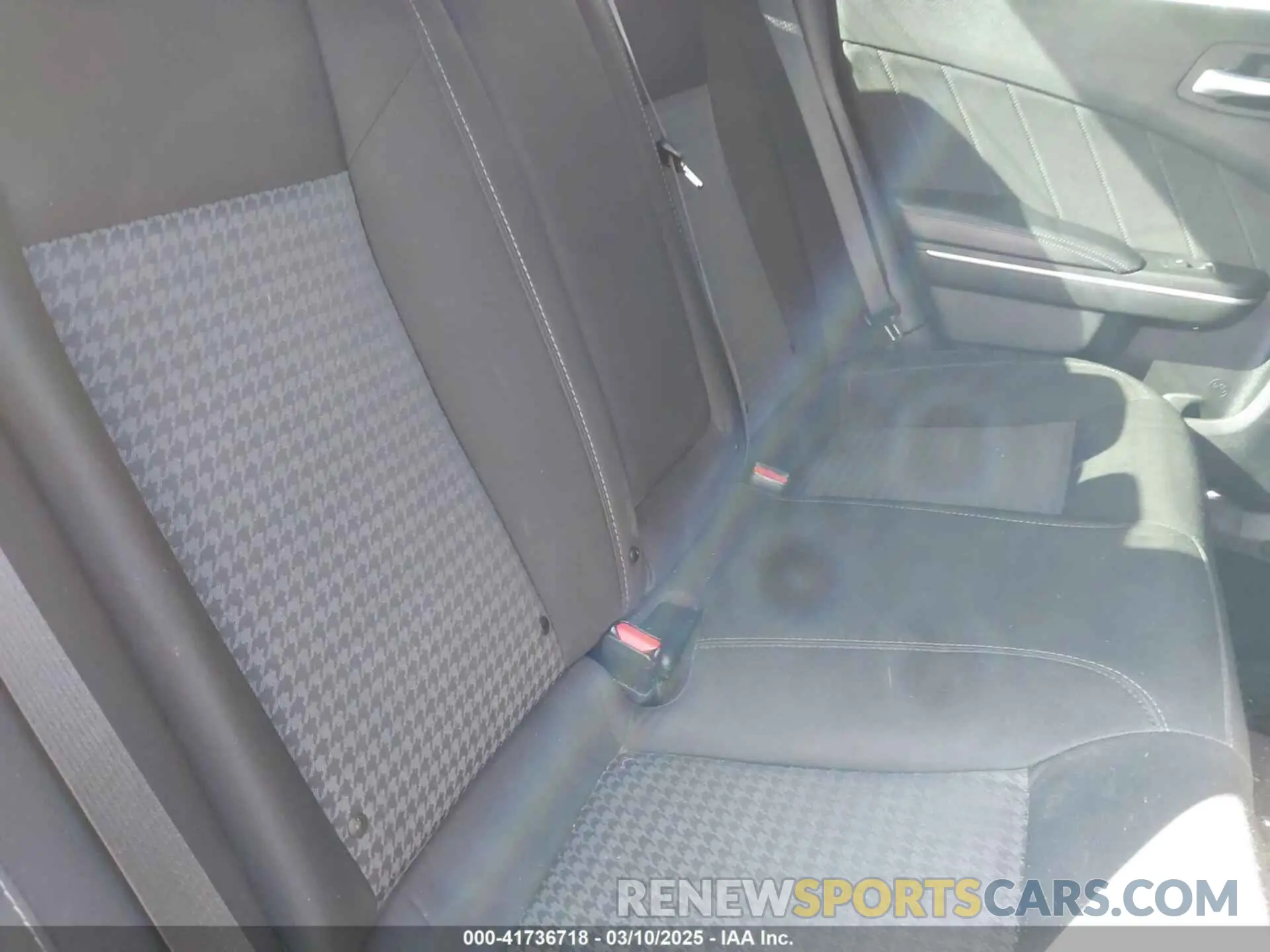 8 Photograph of a damaged car 2C3CDXGJ3KH740055 DODGE CHARGER 2019