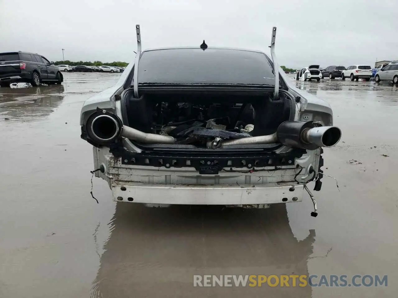 6 Photograph of a damaged car 2C3CDXGJ4KH562379 DODGE CHARGER 2019