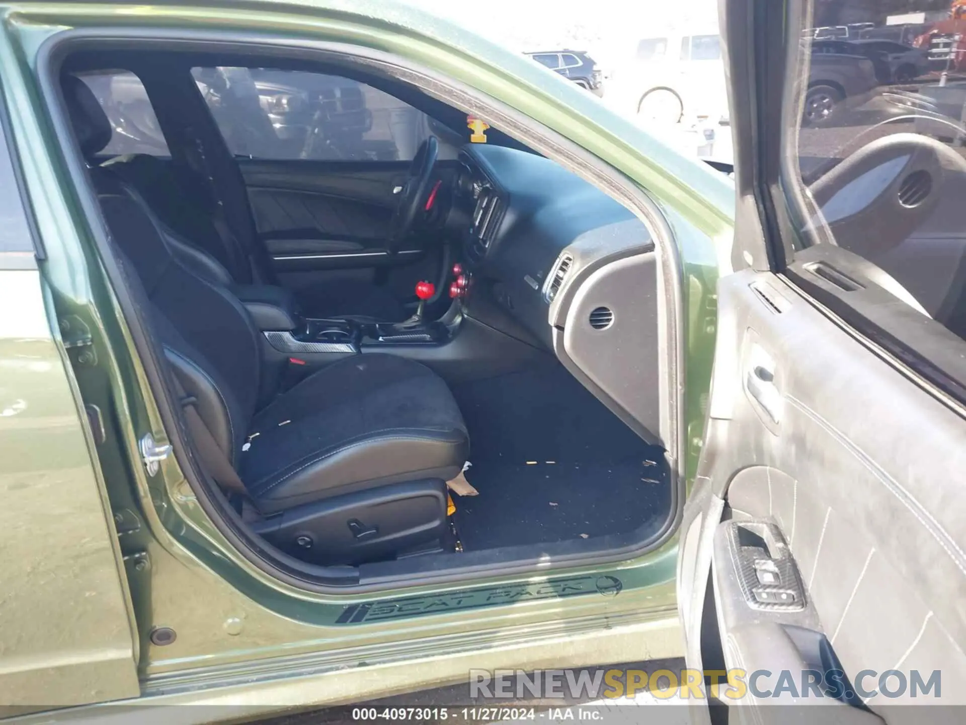 5 Photograph of a damaged car 2C3CDXGJ4KH572619 DODGE CHARGER 2019