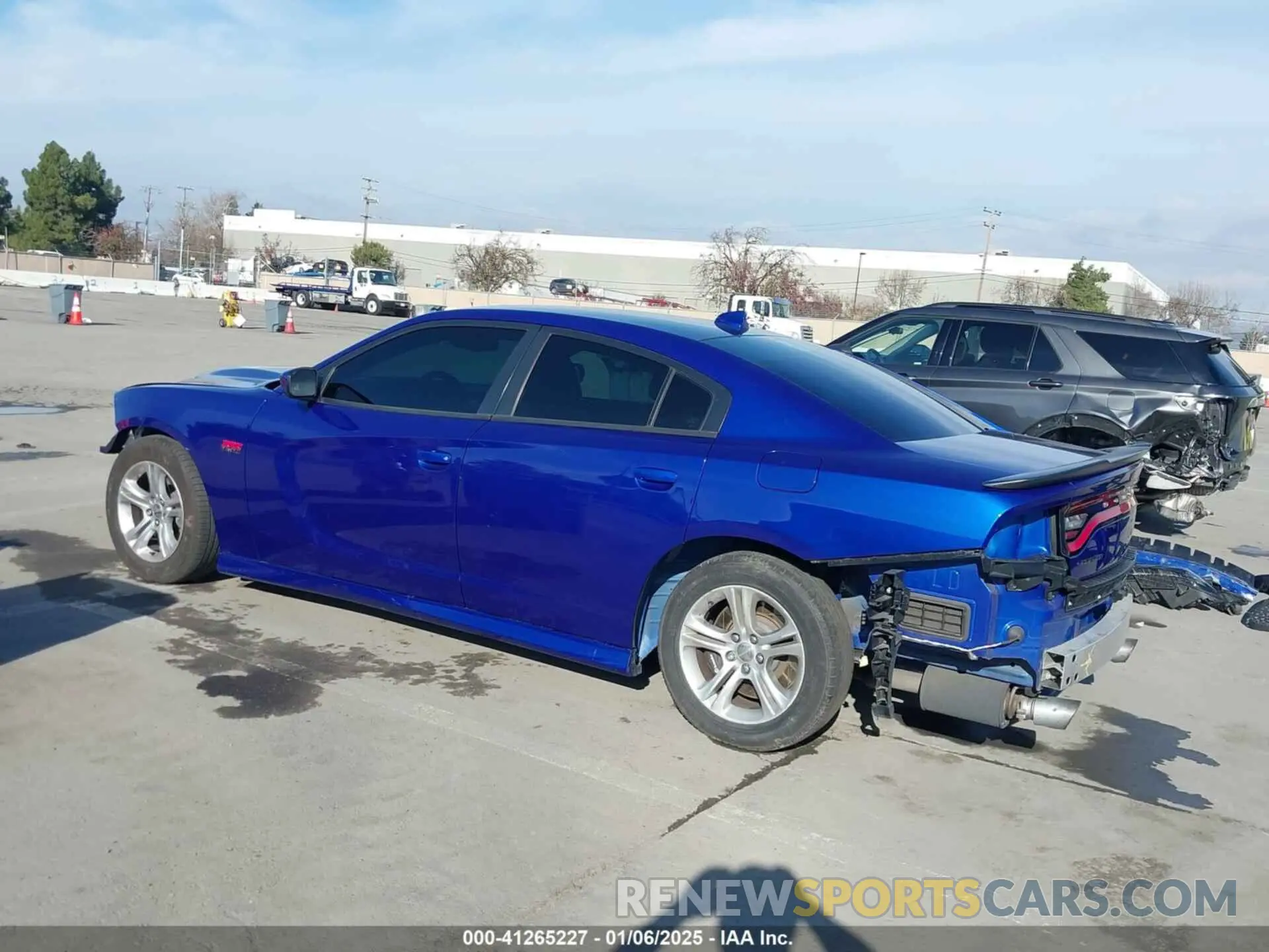 3 Photograph of a damaged car 2C3CDXGJ4KH599996 DODGE CHARGER 2019