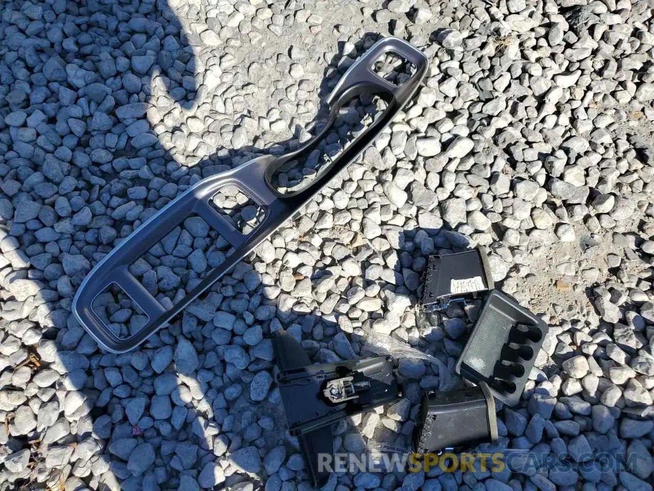 12 Photograph of a damaged car 2C3CDXGJ4KH626937 DODGE CHARGER 2019