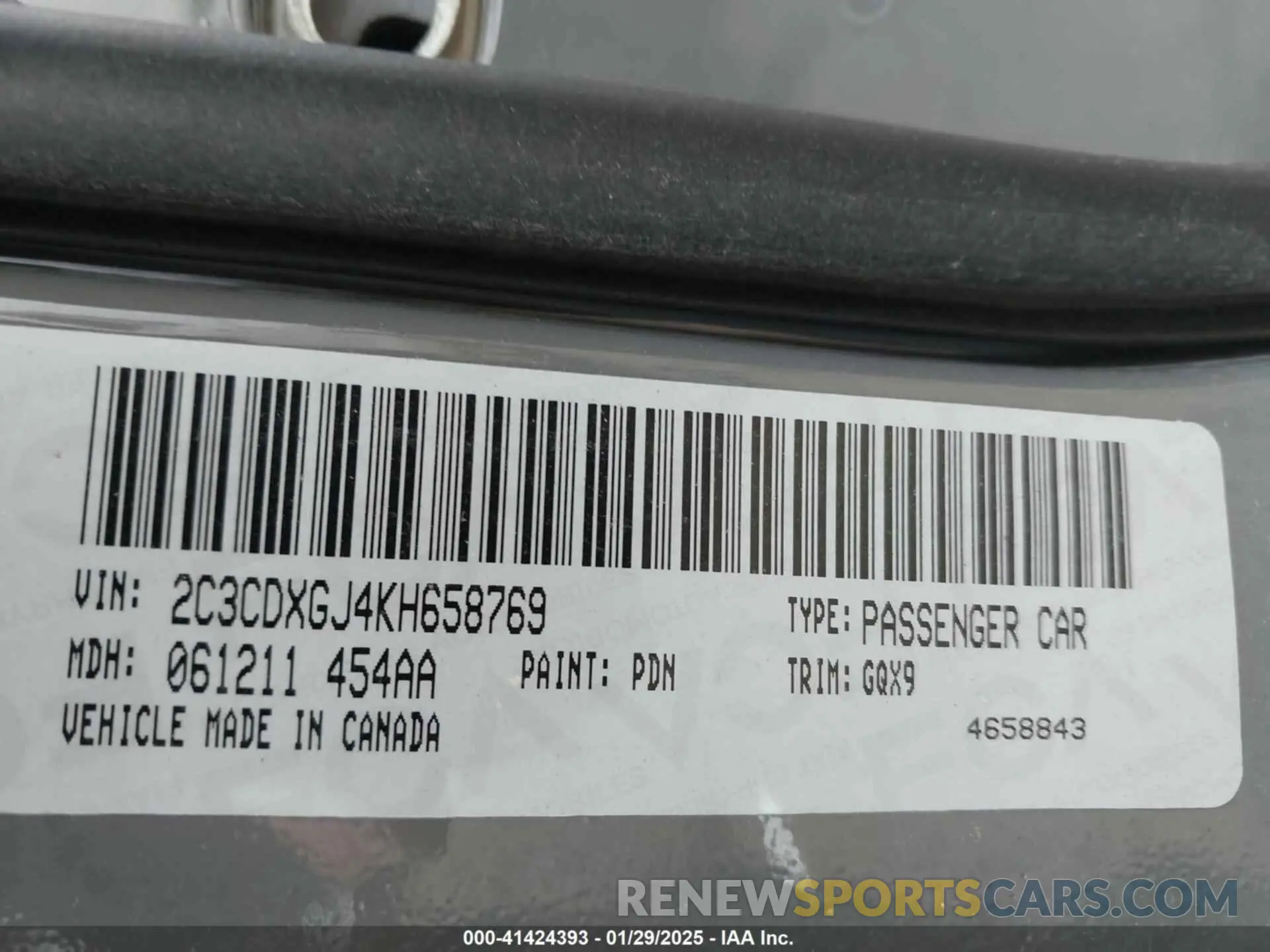 9 Photograph of a damaged car 2C3CDXGJ4KH658769 DODGE CHARGER 2019