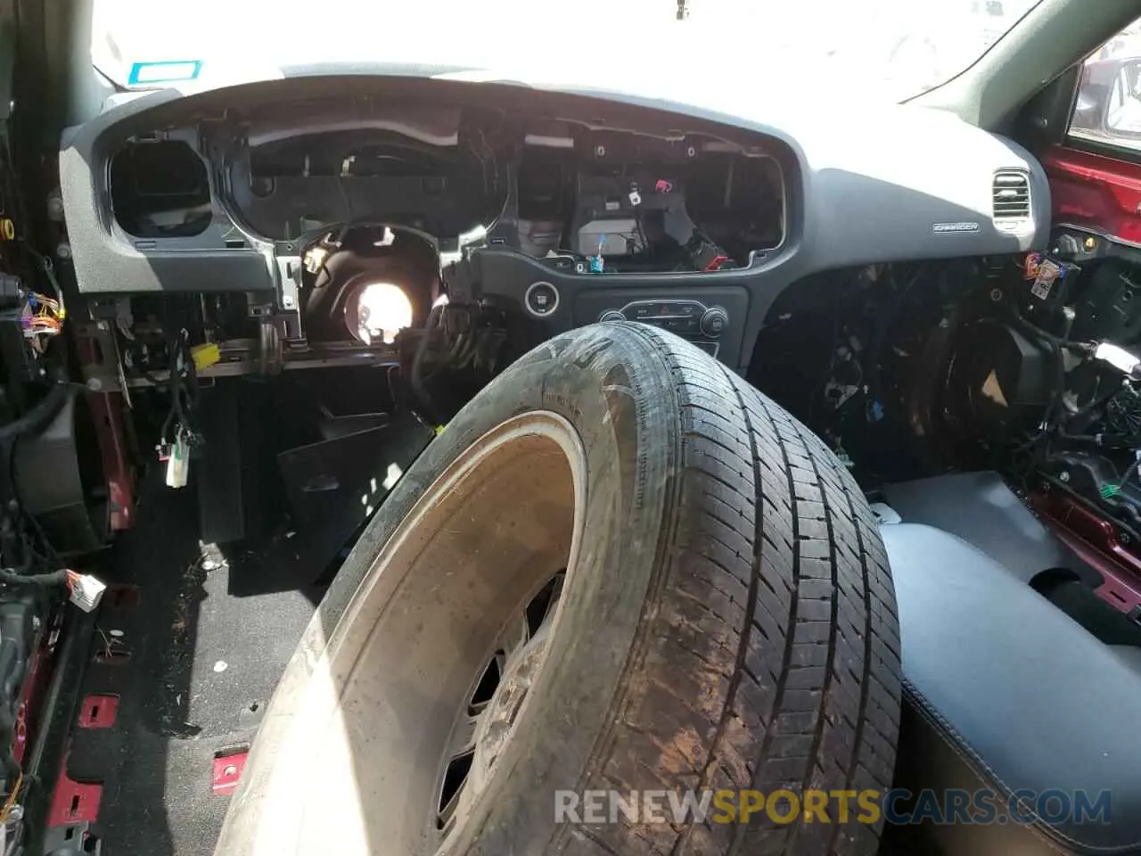 8 Photograph of a damaged car 2C3CDXGJ4KH742395 DODGE CHARGER 2019