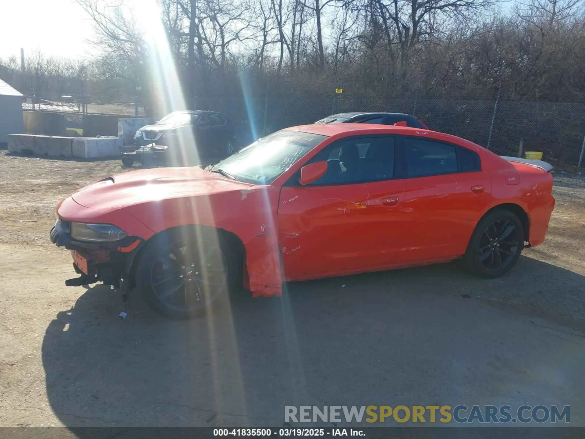 19 Photograph of a damaged car 2C3CDXGJ5KH558728 DODGE CHARGER 2019