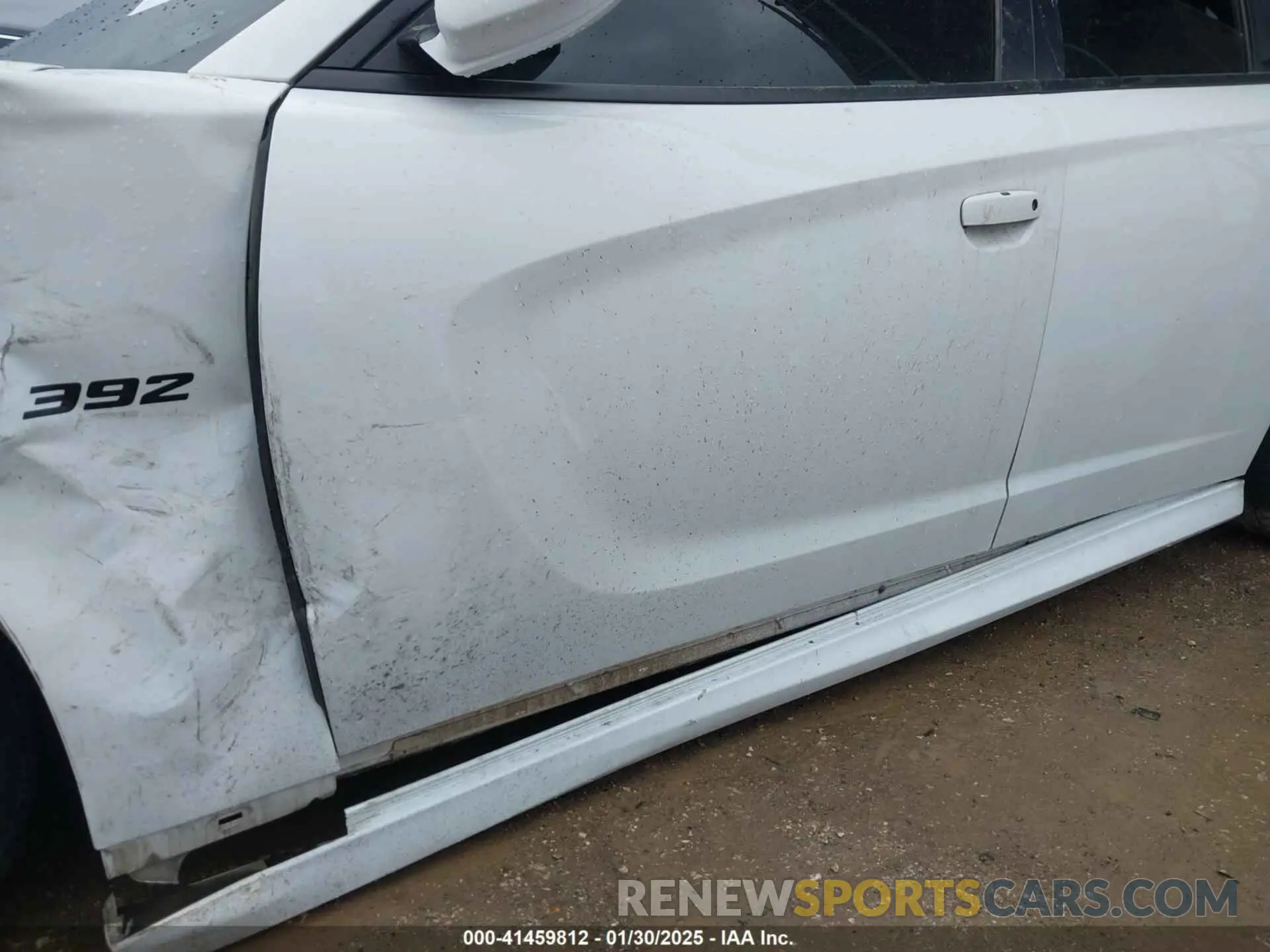 18 Photograph of a damaged car 2C3CDXGJ5KH571897 DODGE CHARGER 2019